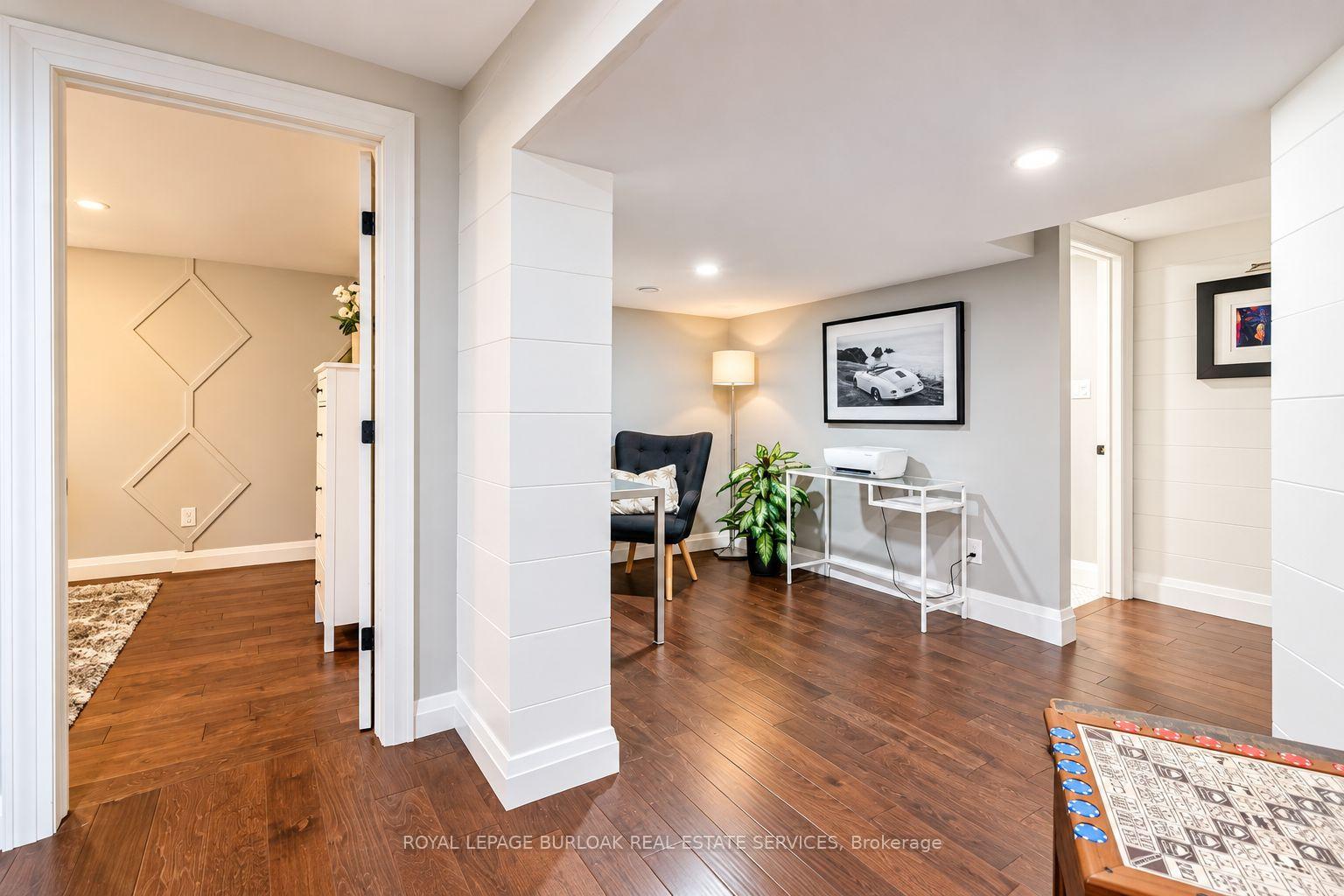 Photo 29 of 896 Eagle Drive, Burlington, LaSalle — HOMEH