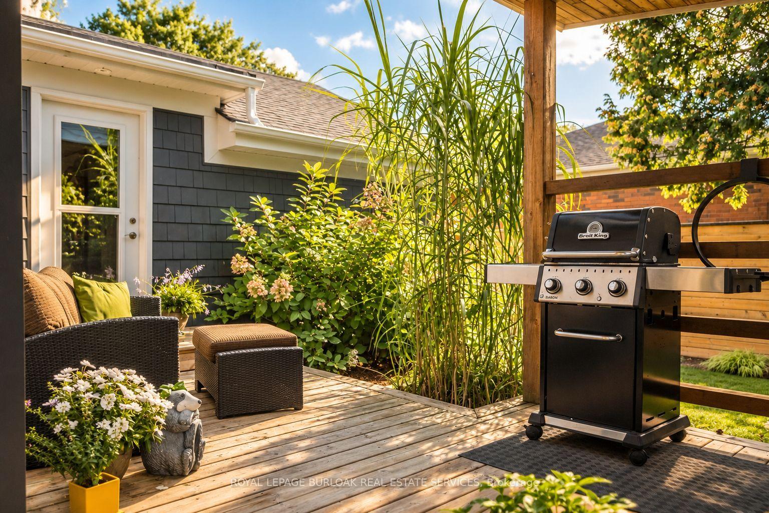 Photo 36 of 896 Eagle Drive, Burlington, LaSalle — HOMEH