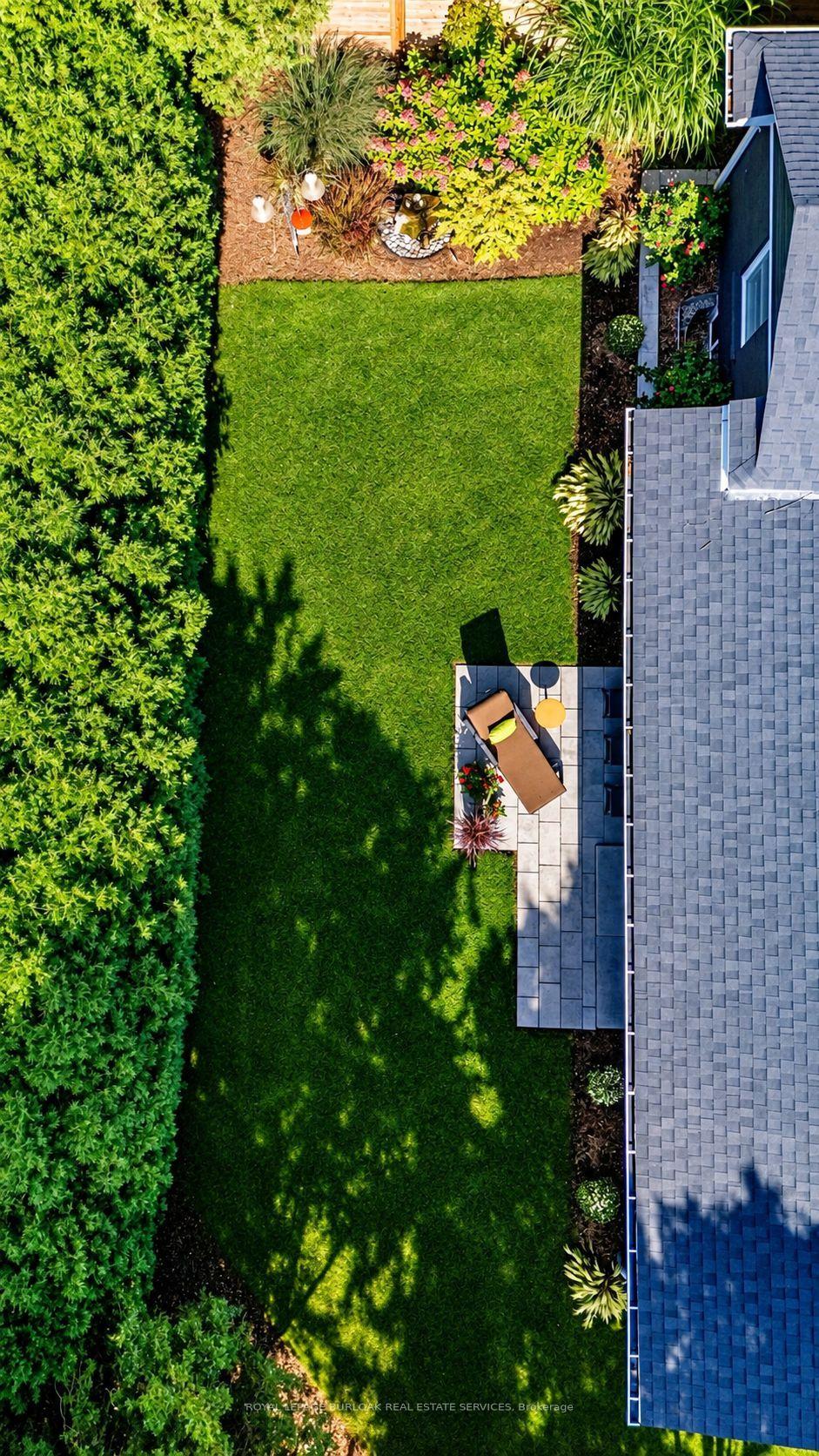 Photo 42 of 896 Eagle Drive, Burlington, LaSalle — HOMEH