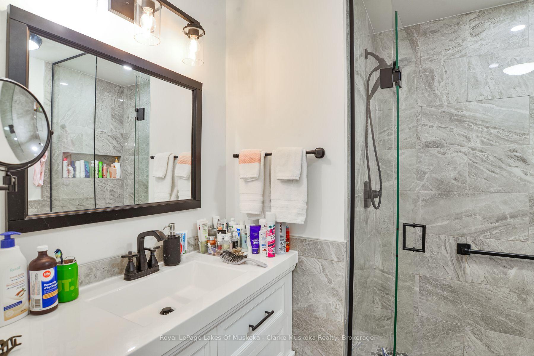 Photo 12 of Unit 3, 135 Abbey Lane, Gravenhurst, Muskoka (S) — HOMEH