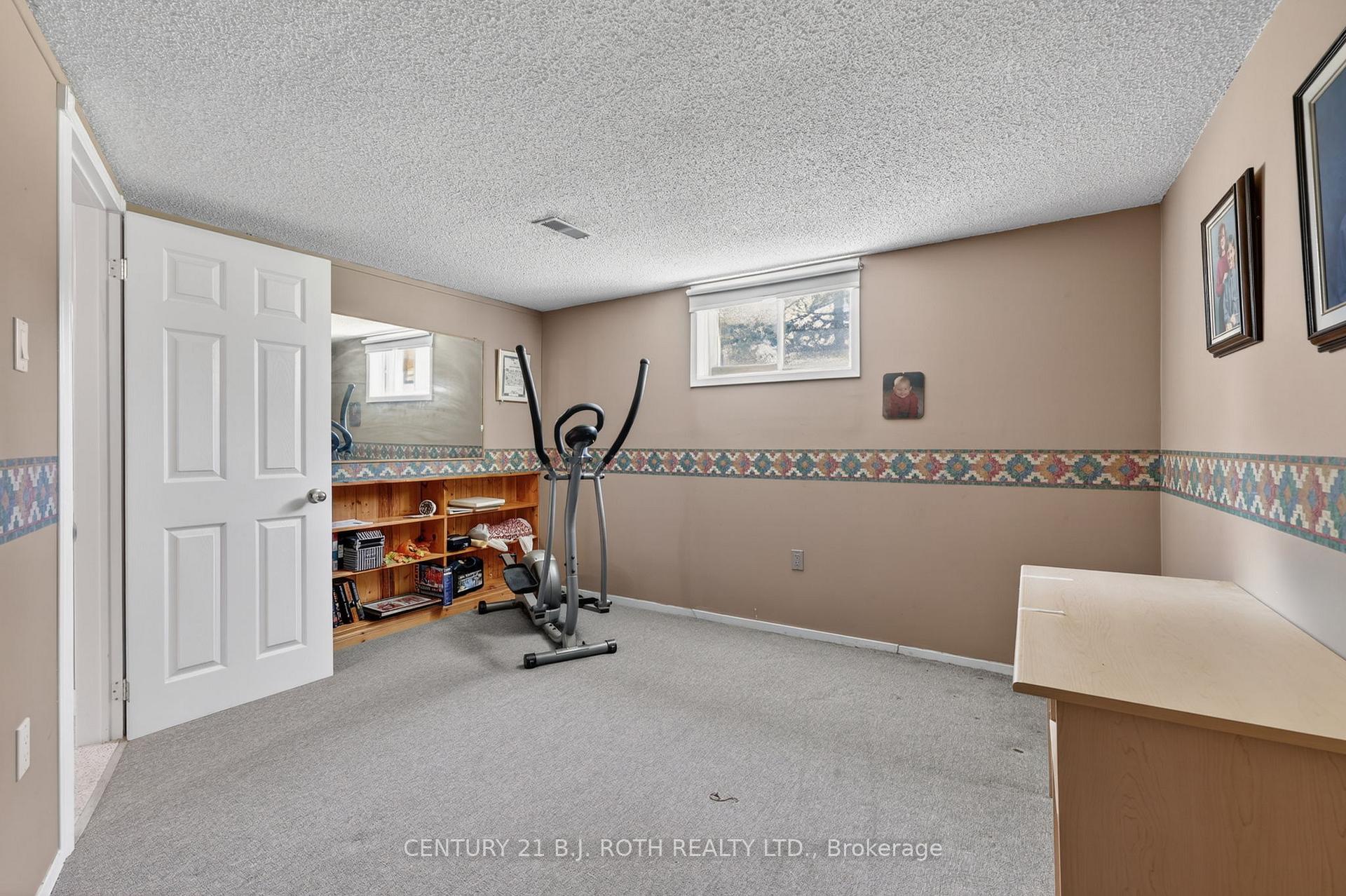 Photo 26 of 6 Ford Street, Barrie, Sunnidale — HOMEH