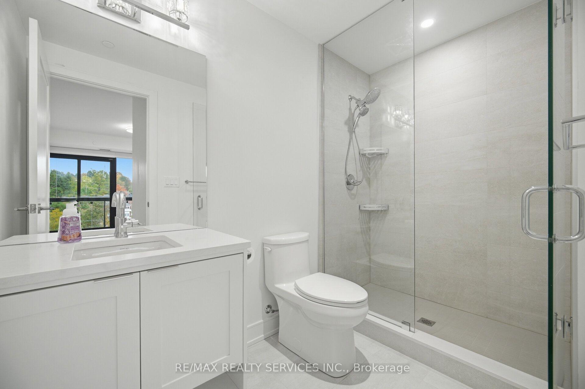 Photo 21 of Unit 620, 185 Dunlop Street E, Barrie, Lakeshore — HOMEH