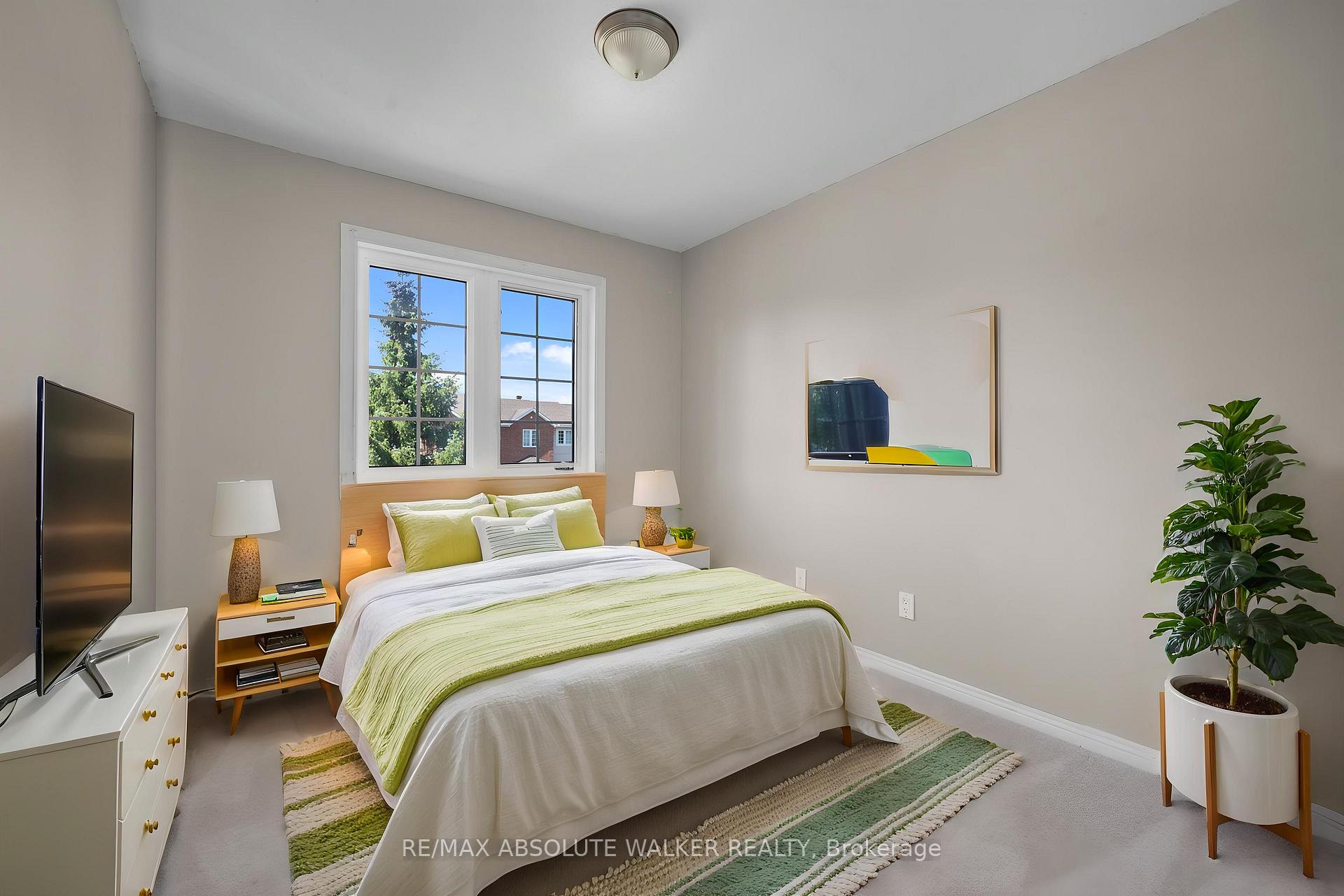 Photo 21 of 664 Wild Shore Crescent, Ottawa, Riverside South/Gloucester Glen — HOMEH