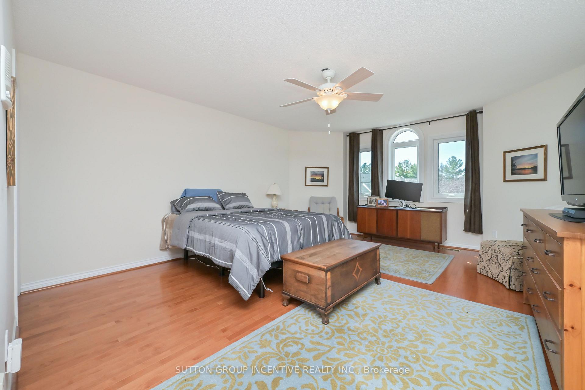 Photo 18 of 17 Sunset Boulevard, New Tecumseth, Alliston — HOMEH