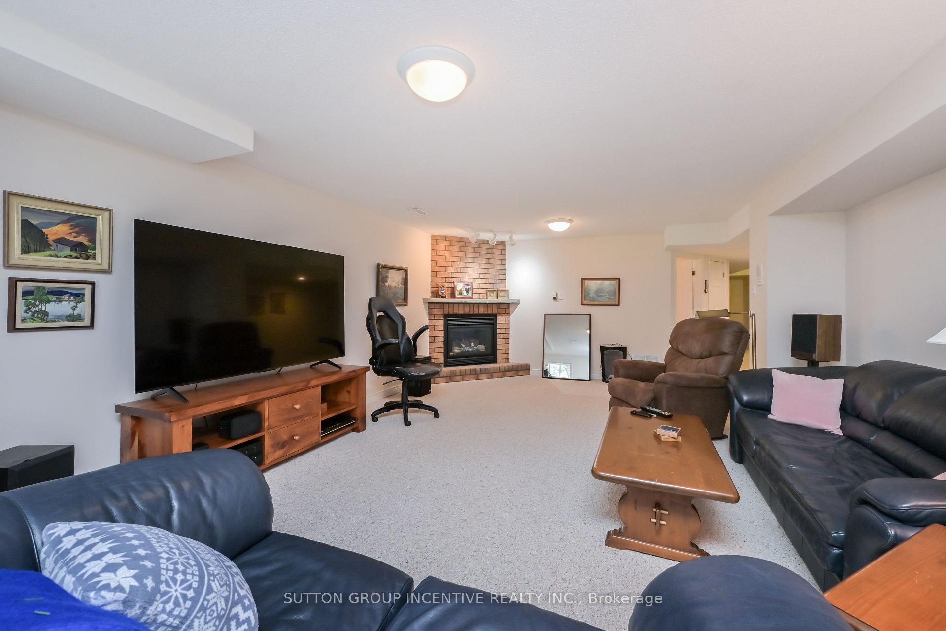 Photo 22 of 17 Sunset Boulevard, New Tecumseth, Alliston — HOMEH