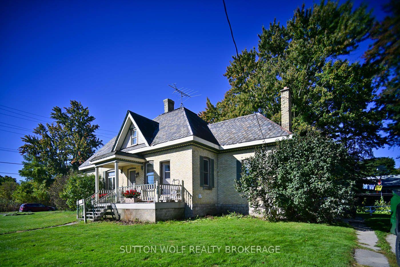 Photo 2 of 351 Albert Street, Strathroy-Caradoc, NW — HOMEH