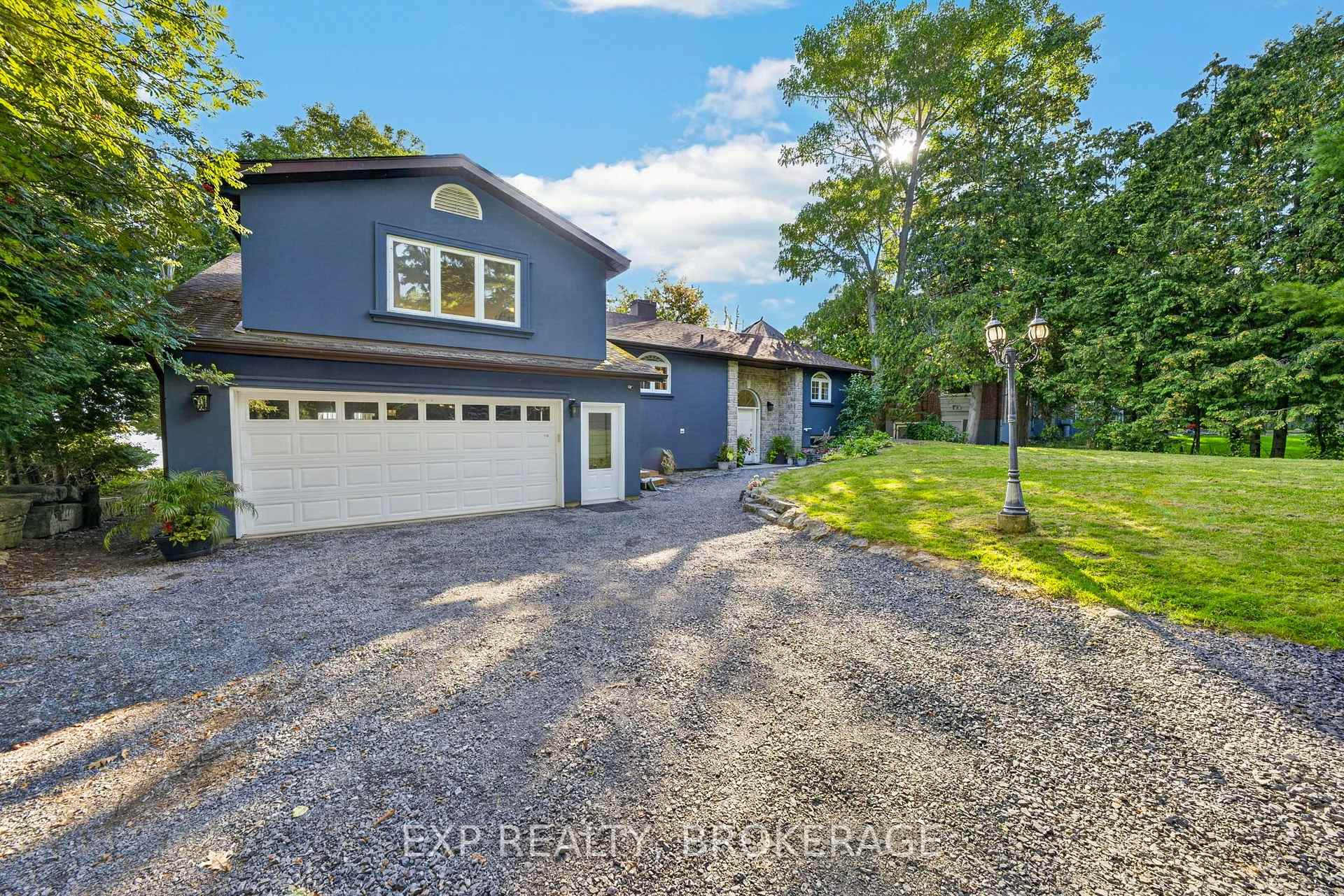 Photo 2 of 182 Nicholson Point Road, Loyalist, Lennox and Addington - South — HOMEH