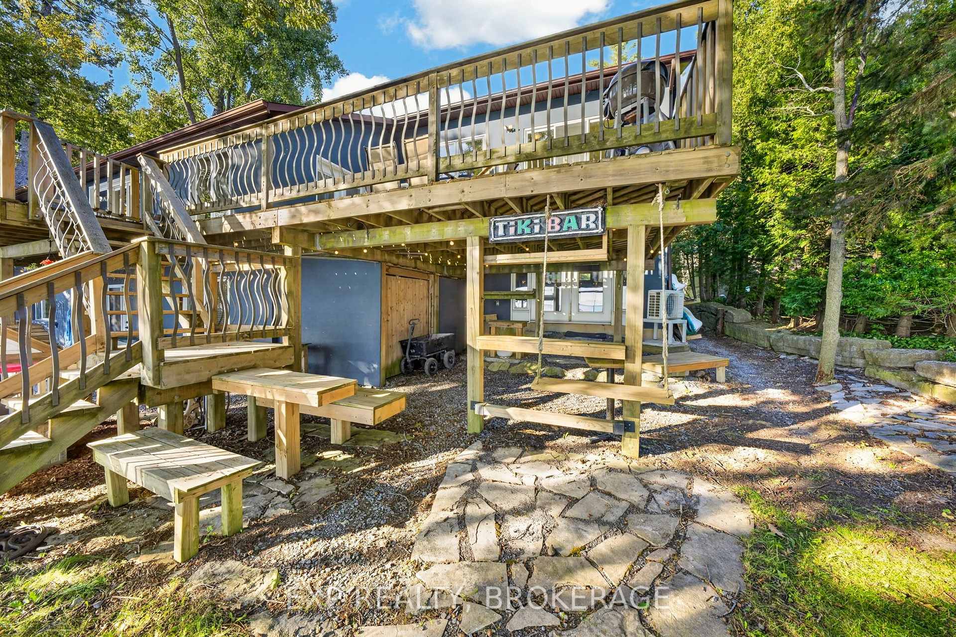 Photo 31 of 182 Nicholson Point Road, Loyalist, Lennox and Addington - South — HOMEH