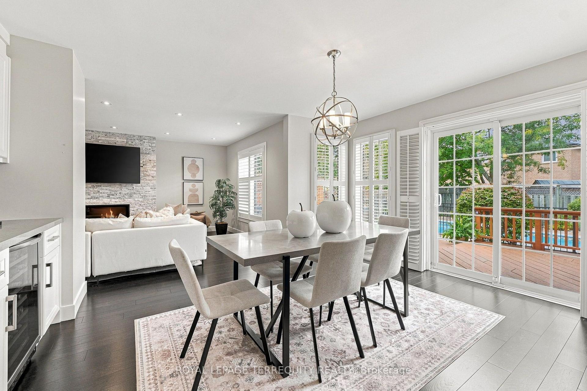 Photo 13 of 3956 Chadburn Crescent, Mississauga, Erin Mills — HOMEH