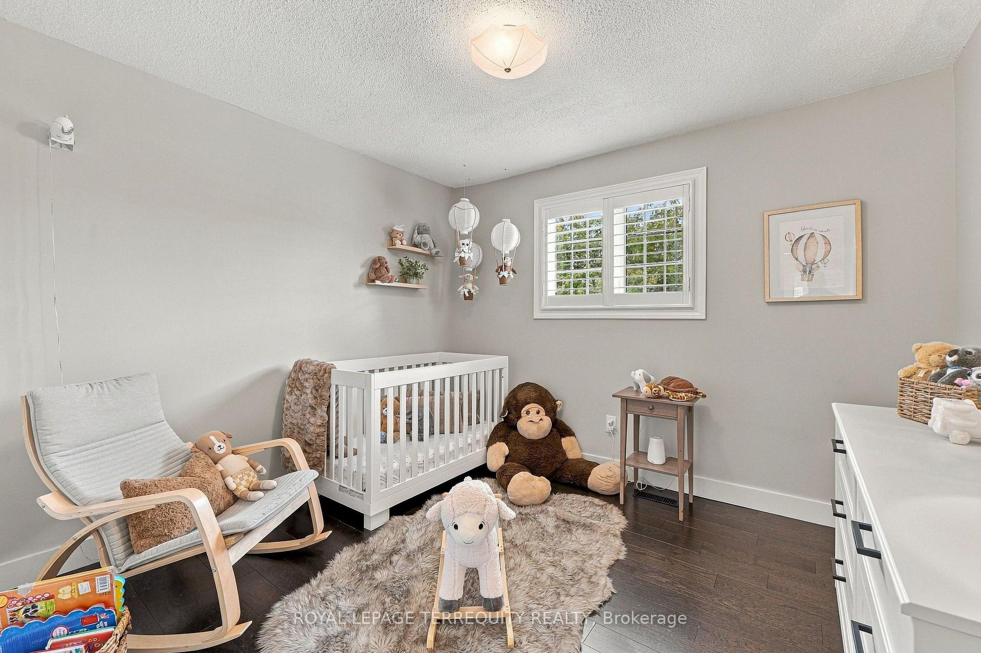 Photo 29 of 3956 Chadburn Crescent, Mississauga, Erin Mills — HOMEH