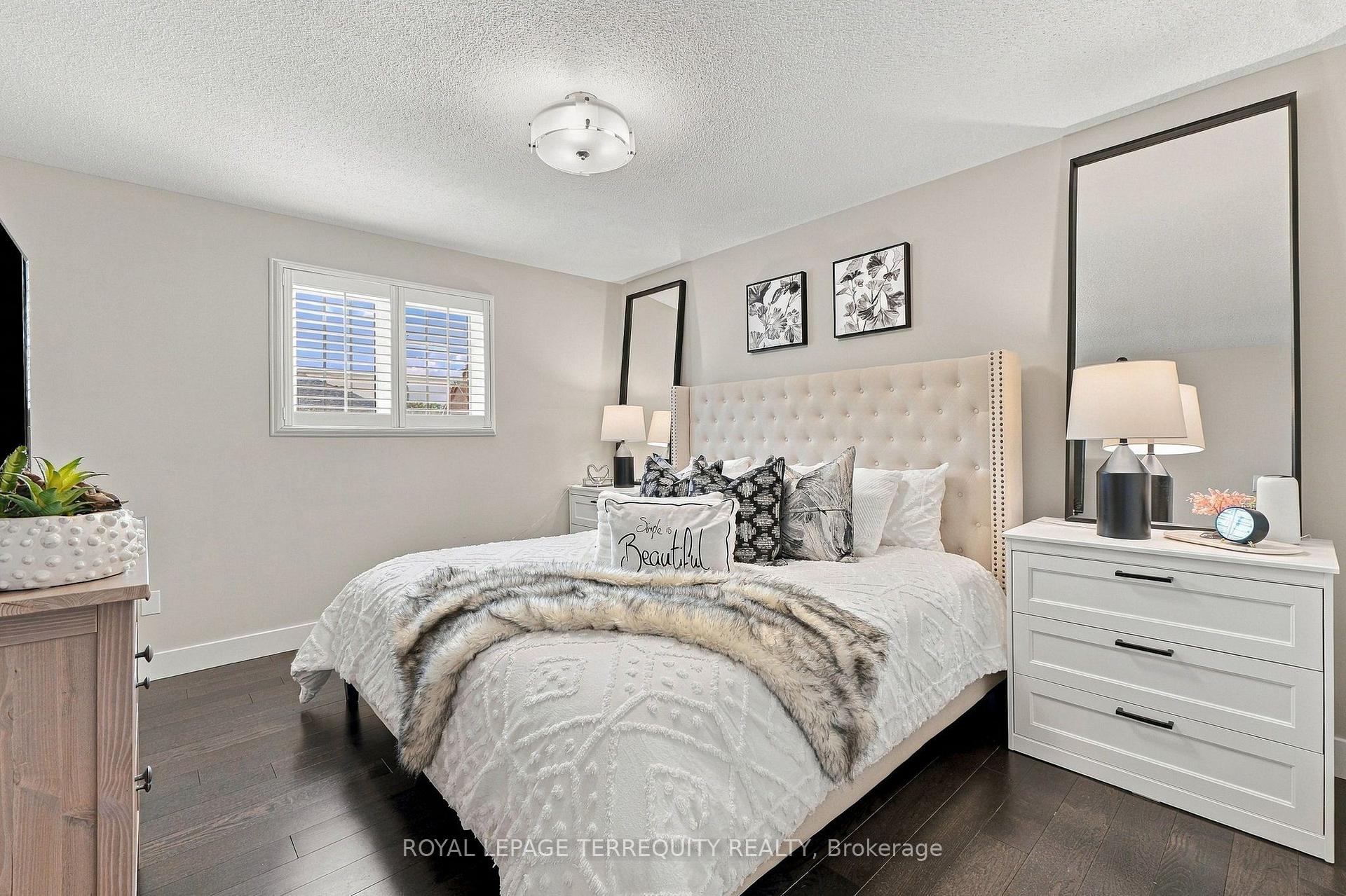 Photo 31 of 3956 Chadburn Crescent, Mississauga, Erin Mills — HOMEH