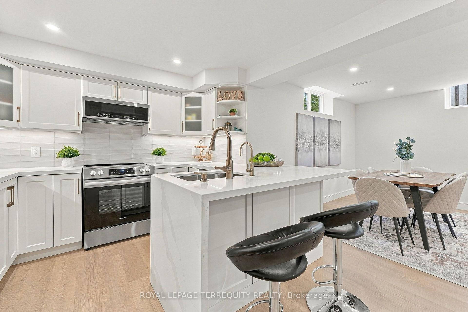 Photo 39 of 3956 Chadburn Crescent, Mississauga, Erin Mills — HOMEH