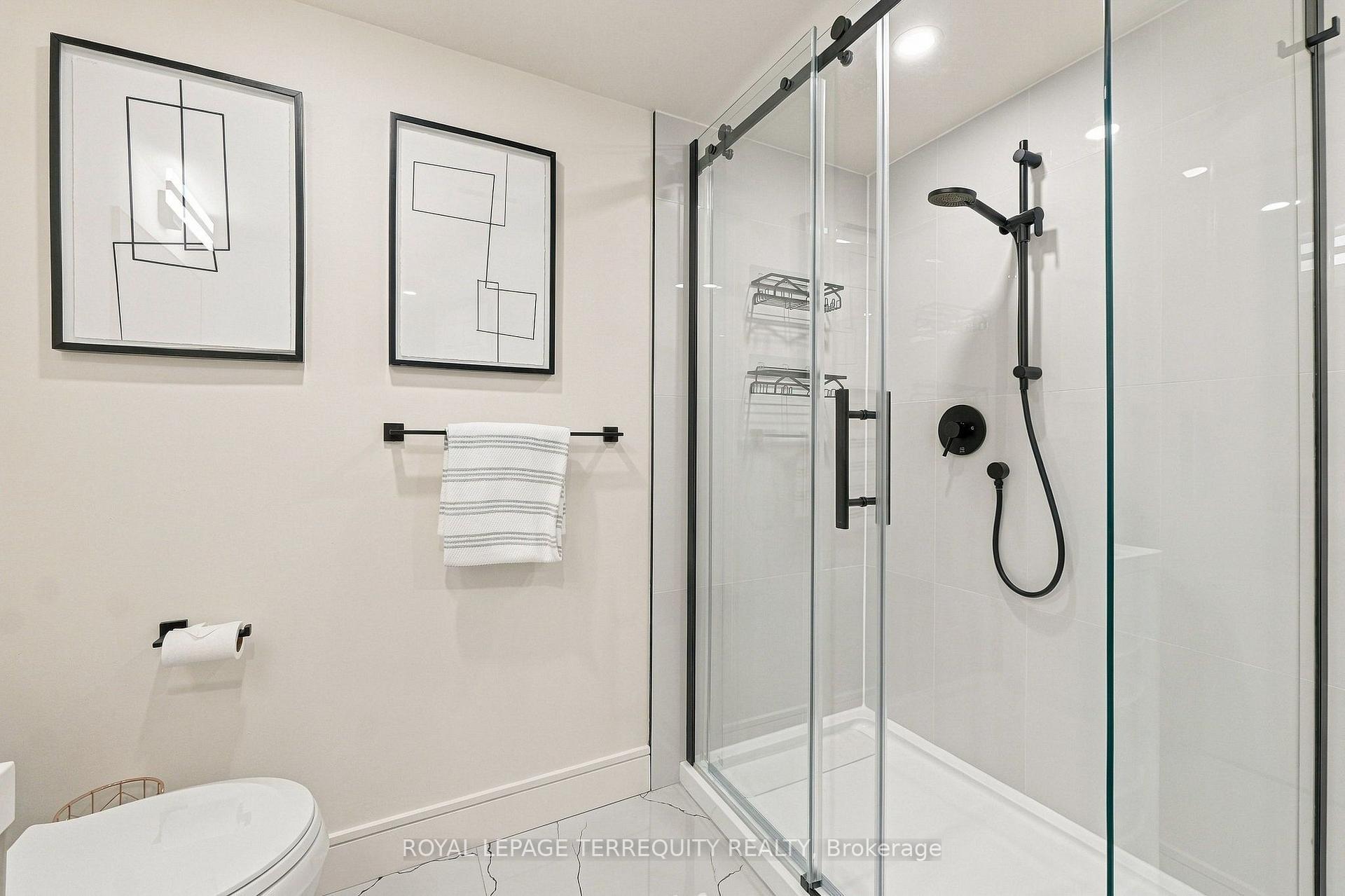 Photo 45 of 3956 Chadburn Crescent, Mississauga, Erin Mills — HOMEH