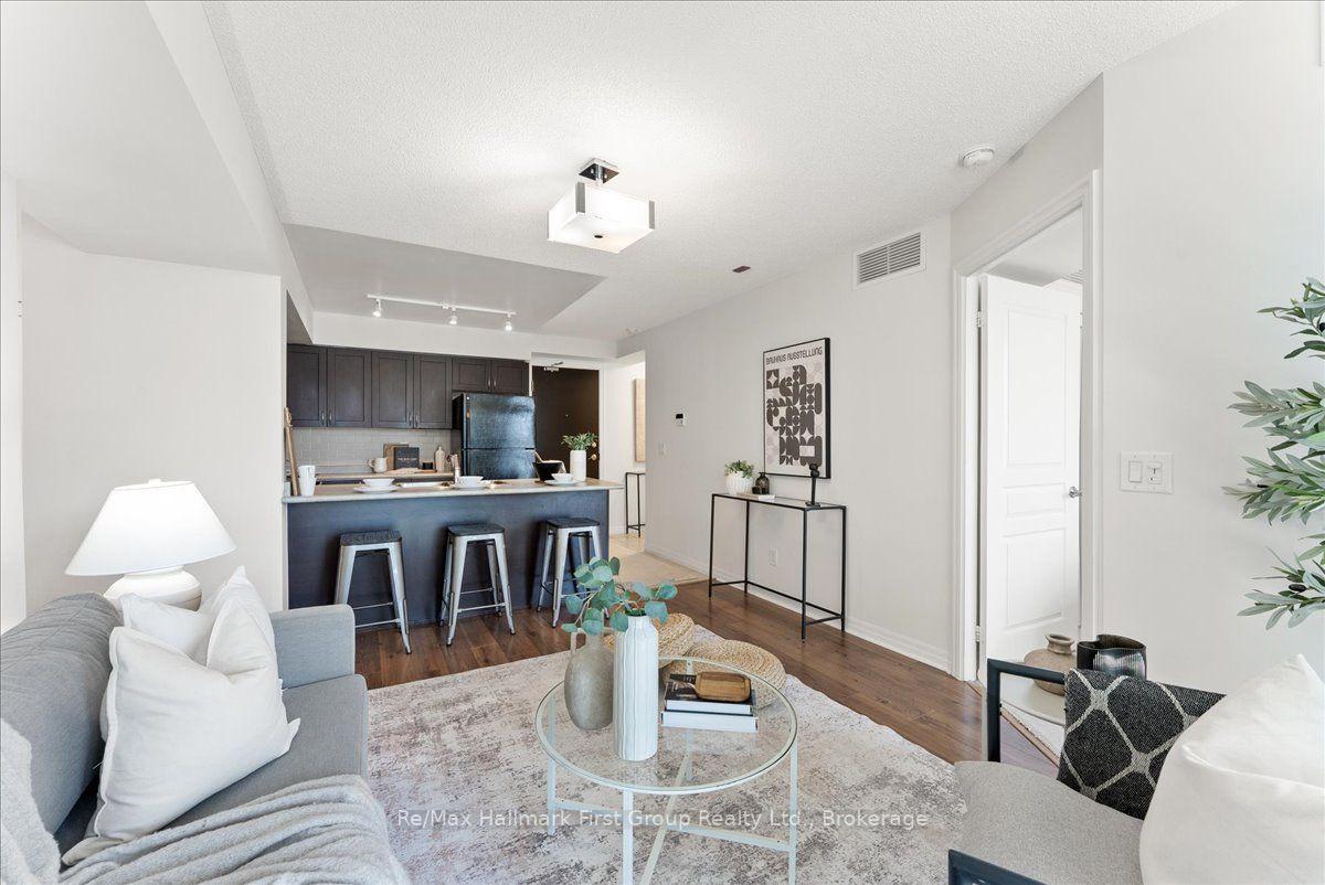 Photo 13 of Unit 302, 1600 Charles Street, Whitby, Port Whitby — HOMEH