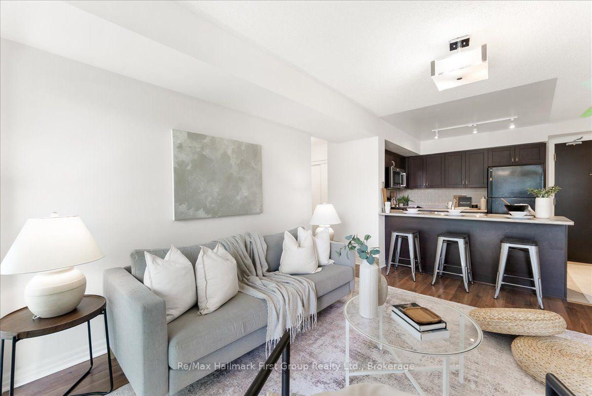 Photo 14 of Unit 302, 1600 Charles Street, Whitby, Port Whitby — HOMEH