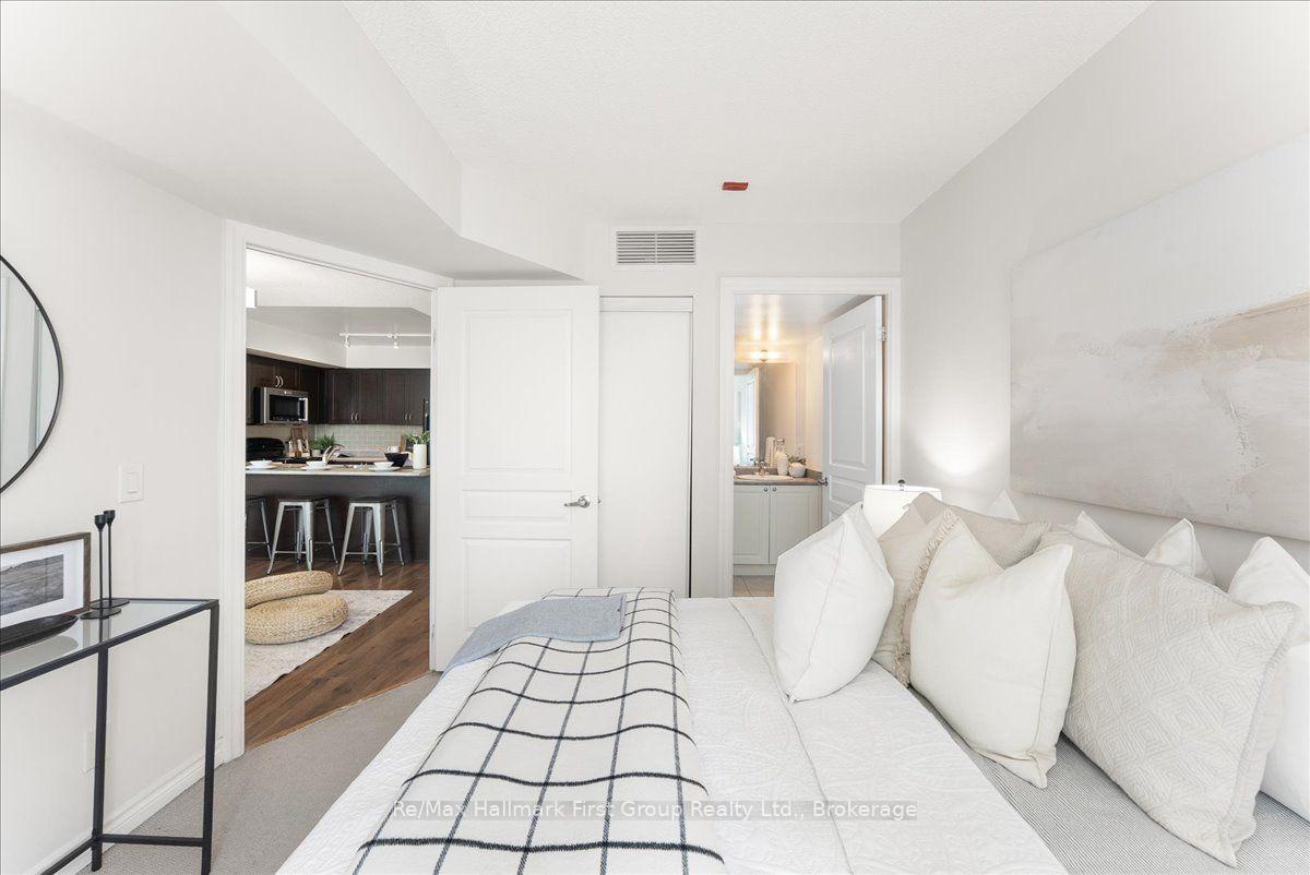 Photo 20 of Unit 302, 1600 Charles Street, Whitby, Port Whitby — HOMEH