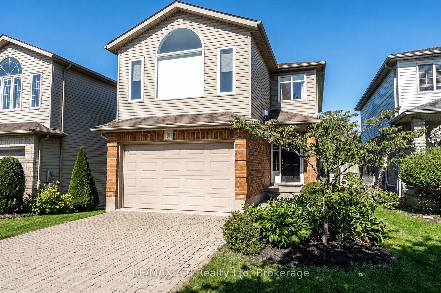Photo 1 of 10 Buckingham Drive, Stratford — HOMEH