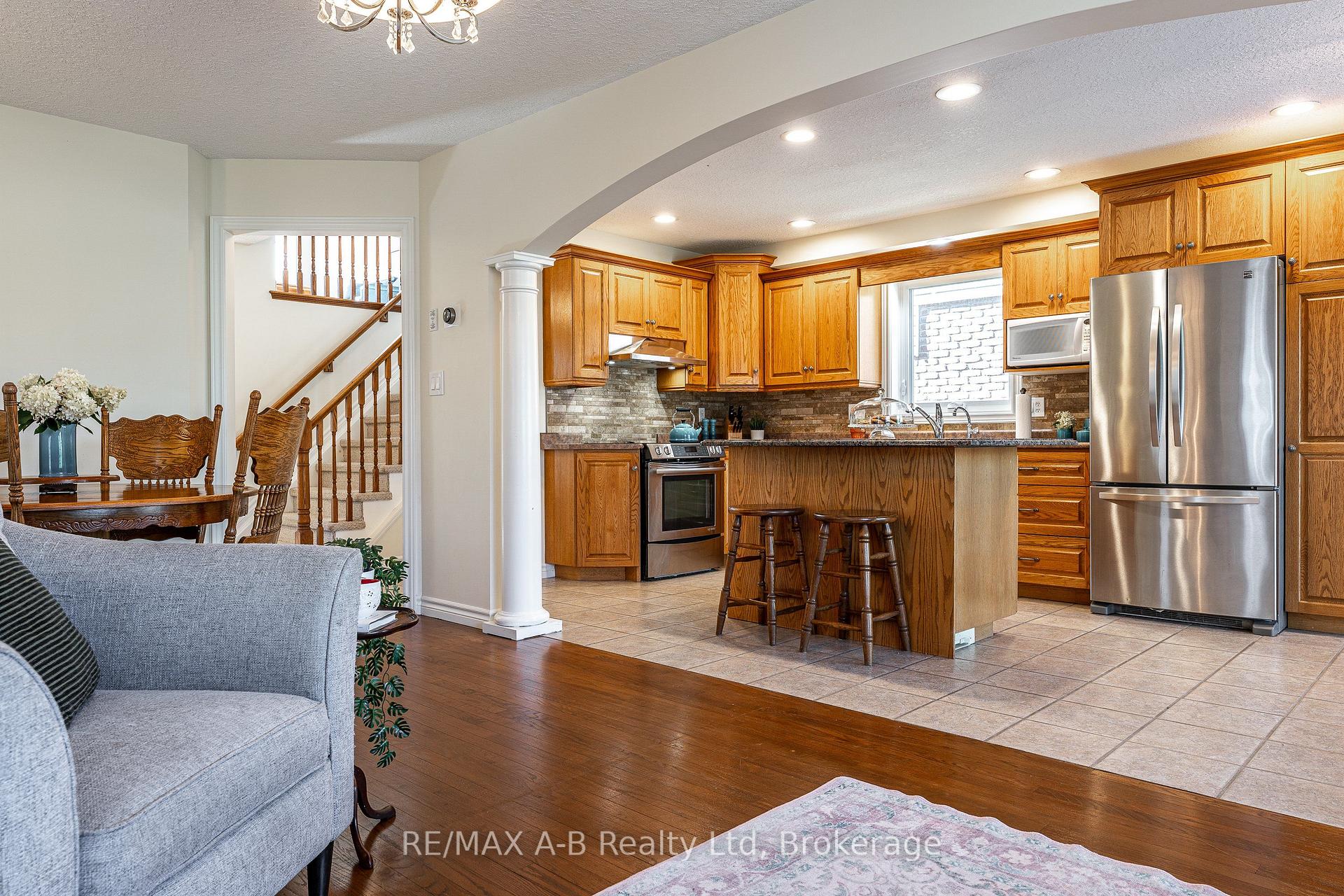 Photo 20 of 10 Buckingham Drive, Stratford — HOMEH