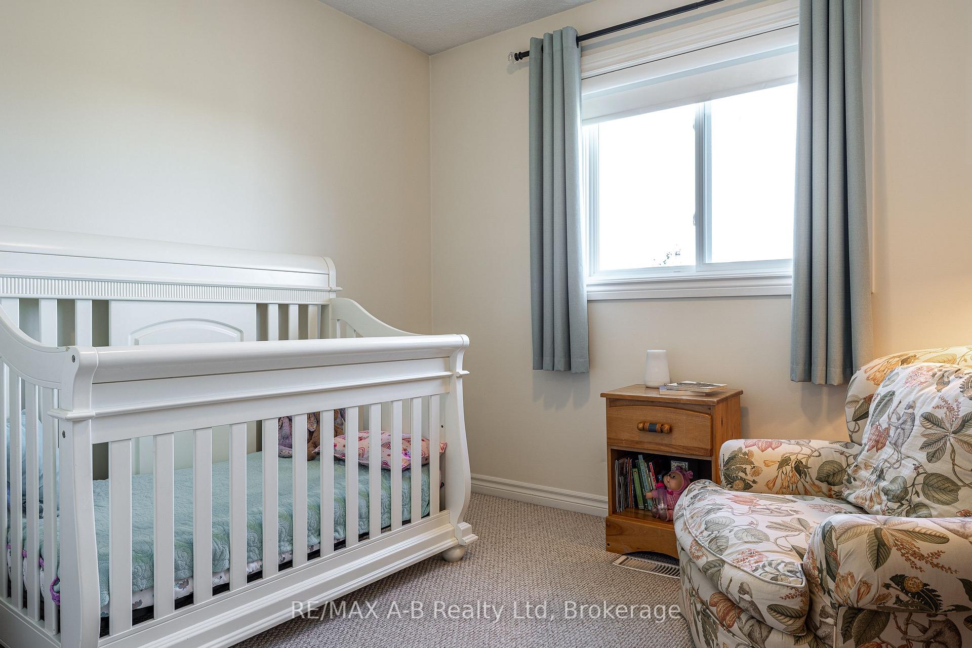 Photo 34 of 10 Buckingham Drive, Stratford — HOMEH