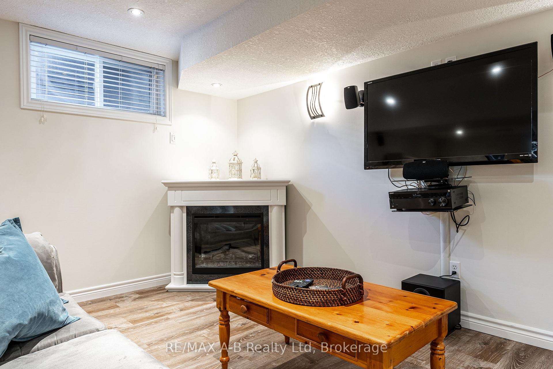 Photo 37 of 10 Buckingham Drive, Stratford — HOMEH