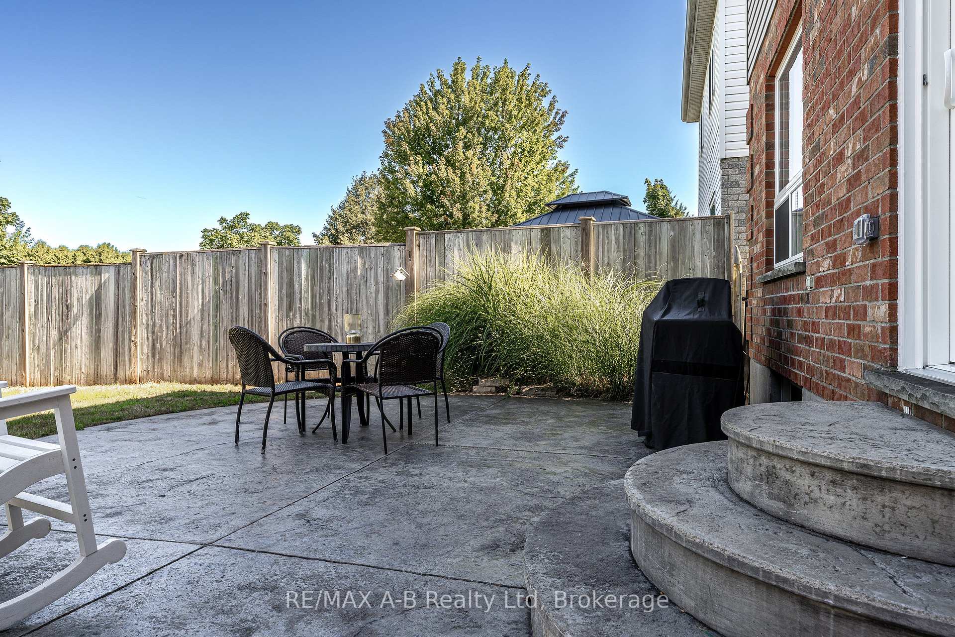 Photo 44 of 10 Buckingham Drive, Stratford — HOMEH