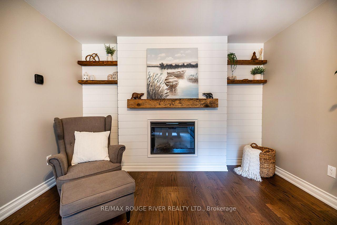 Photo 17 of 37 Wyndfield Crescent, Whitby, Pringle Creek — HOMEH