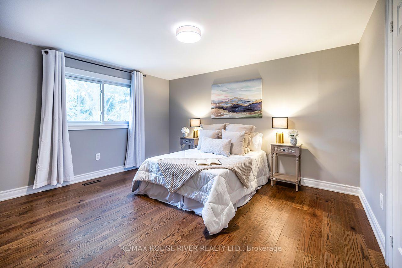Photo 28 of 37 Wyndfield Crescent, Whitby, Pringle Creek — HOMEH