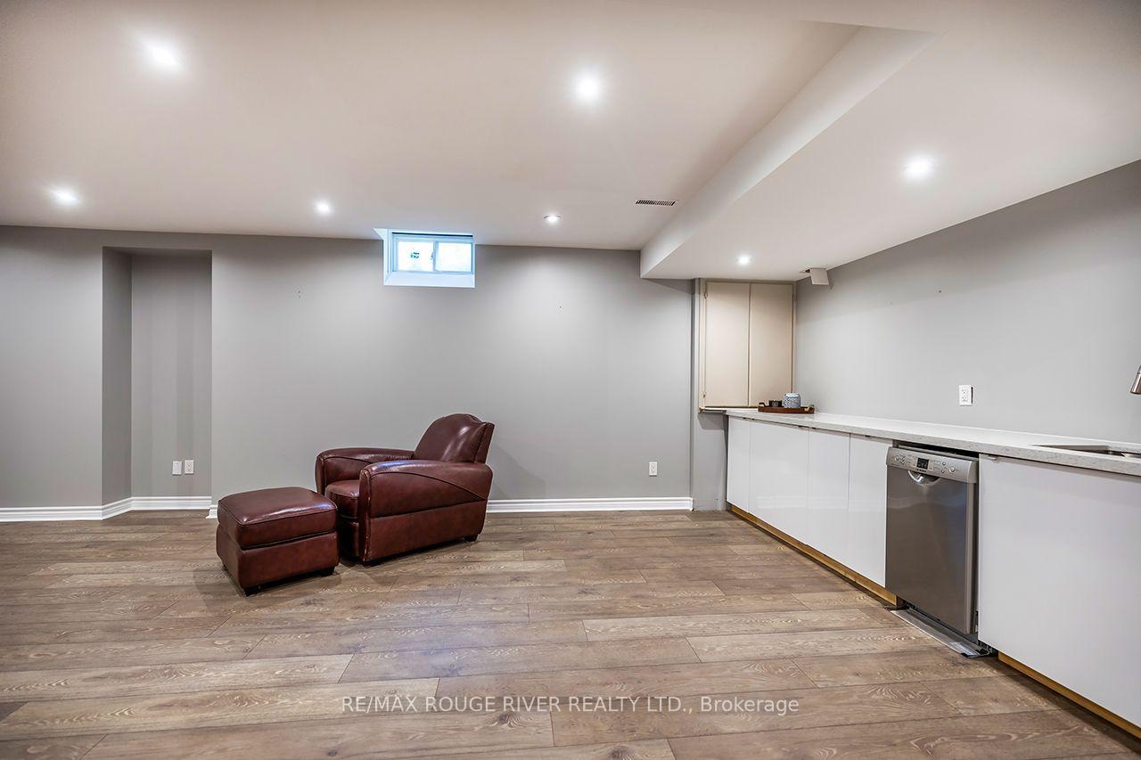Photo 37 of 37 Wyndfield Crescent, Whitby, Pringle Creek — HOMEH