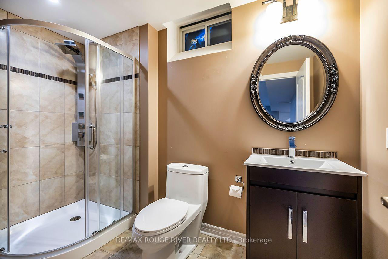 Photo 40 of 37 Wyndfield Crescent, Whitby, Pringle Creek — HOMEH