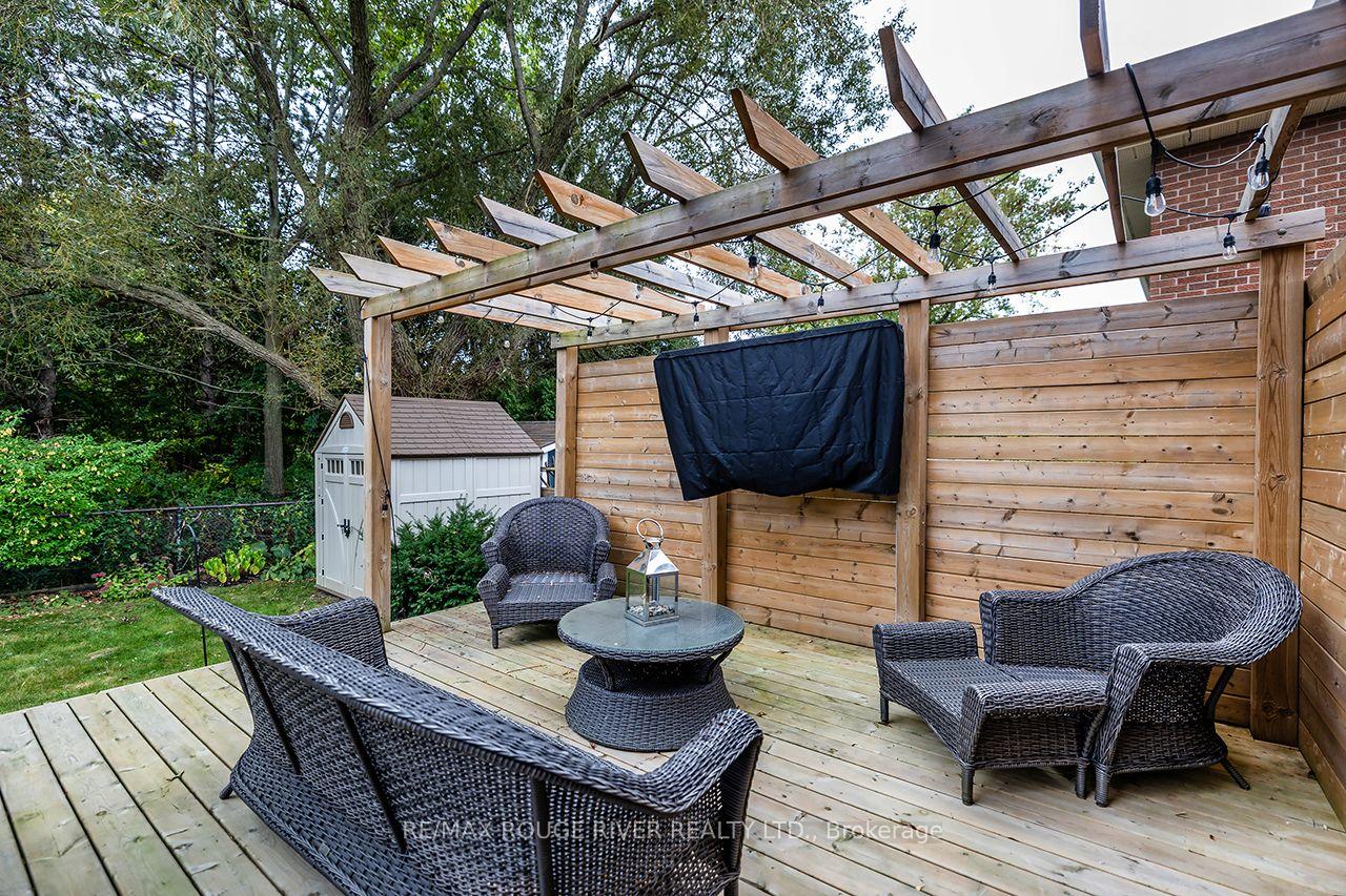 Photo 43 of 37 Wyndfield Crescent, Whitby, Pringle Creek — HOMEH