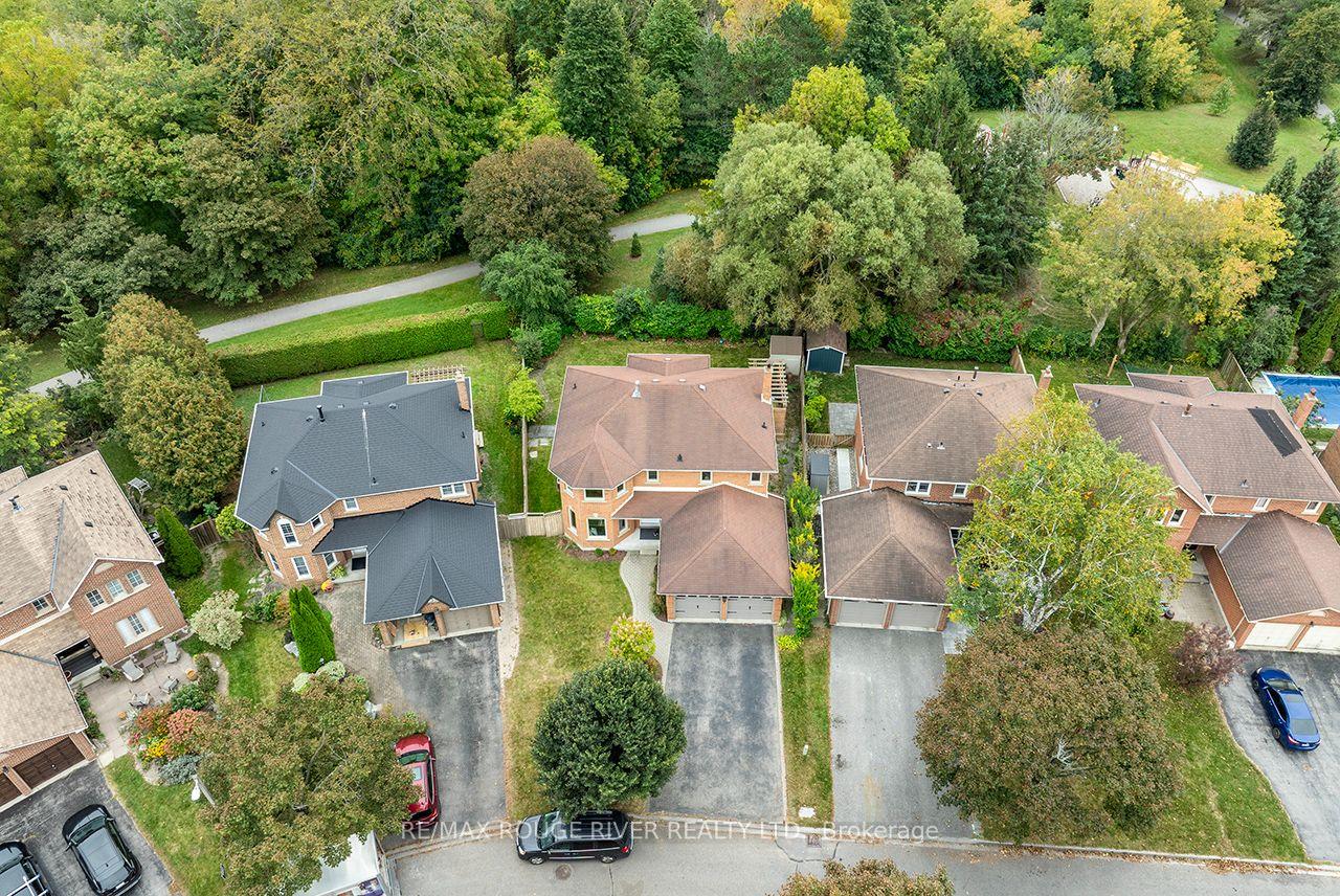 Photo 48 of 37 Wyndfield Crescent, Whitby, Pringle Creek — HOMEH