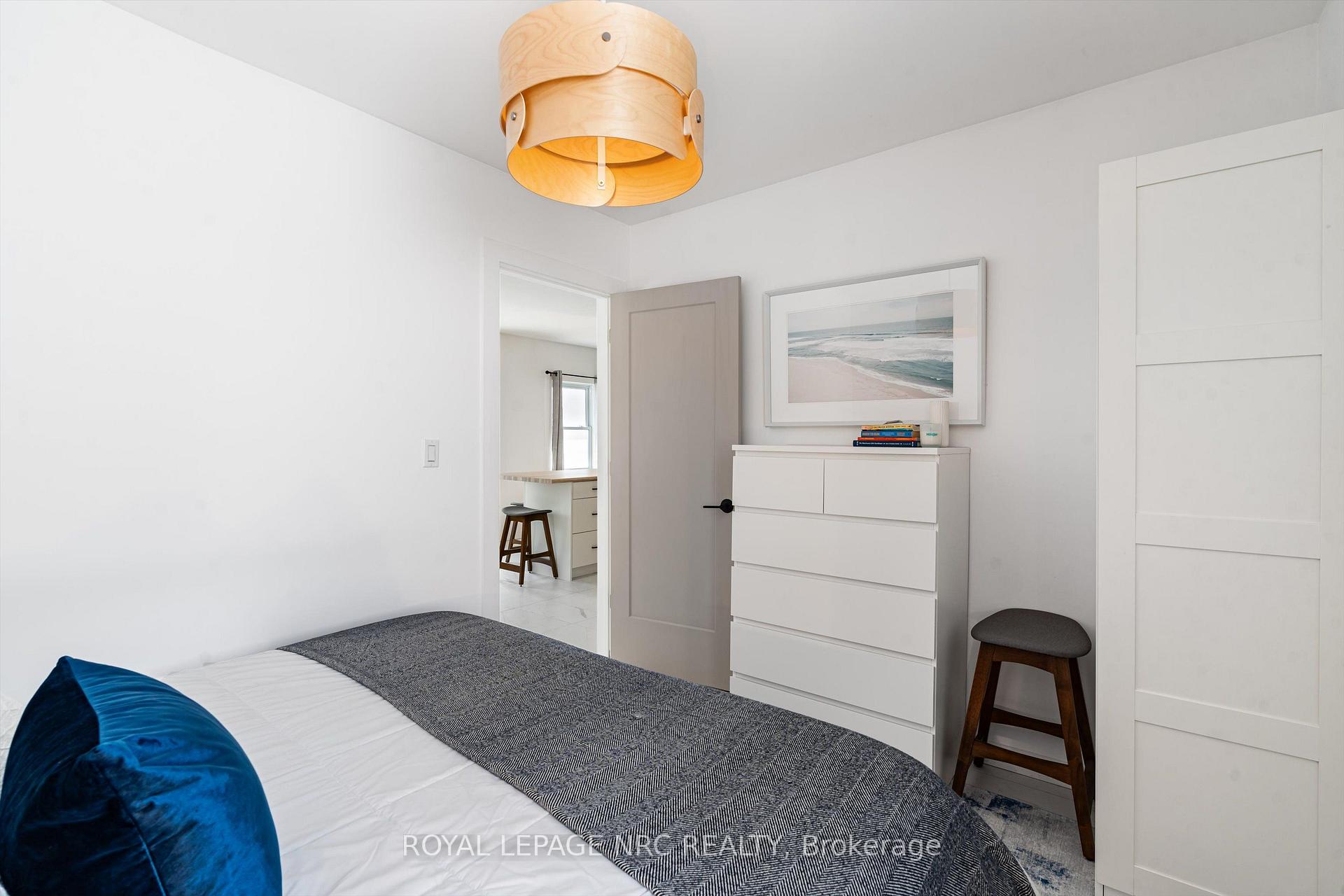 Photo 22 of 37 Lock Street, St. Catharines, Port Dalhousie — HOMEH