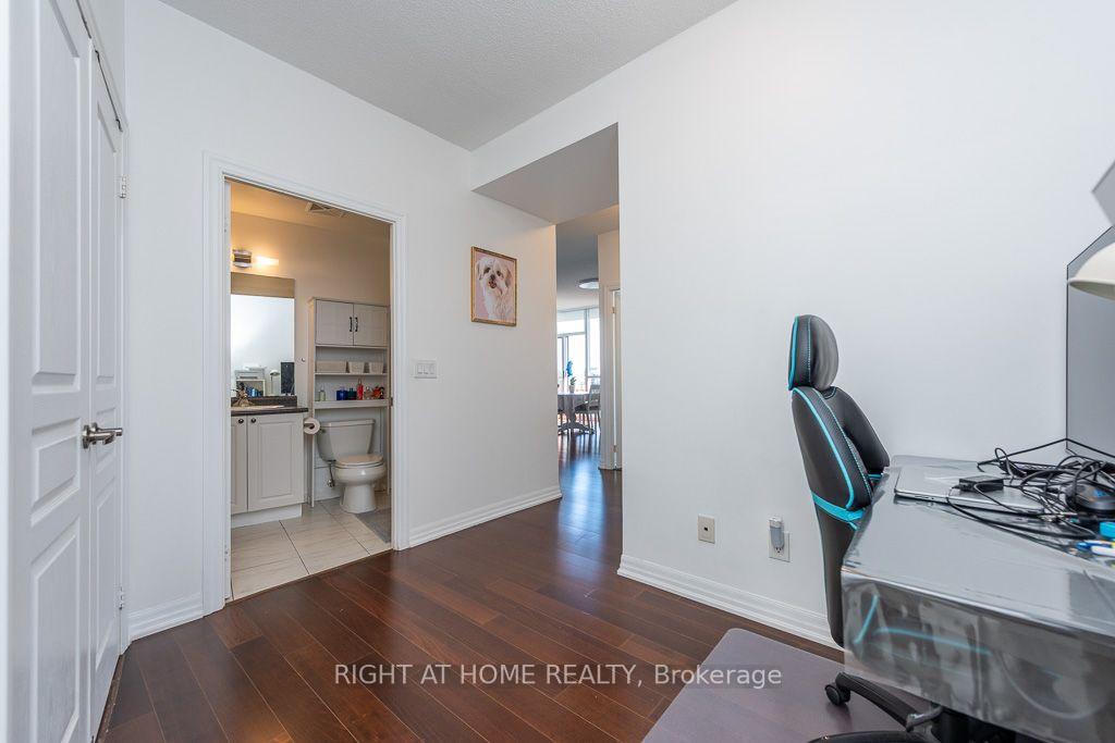 Photo 9 of Unit 2802, 223 Webb Drive, Mississauga, City Centre — HOMEH