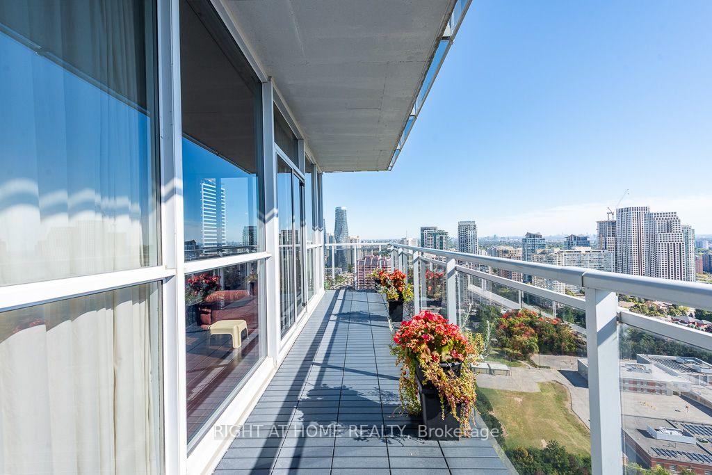 Photo 33 of Unit 2802, 223 Webb Drive, Mississauga, City Centre — HOMEH