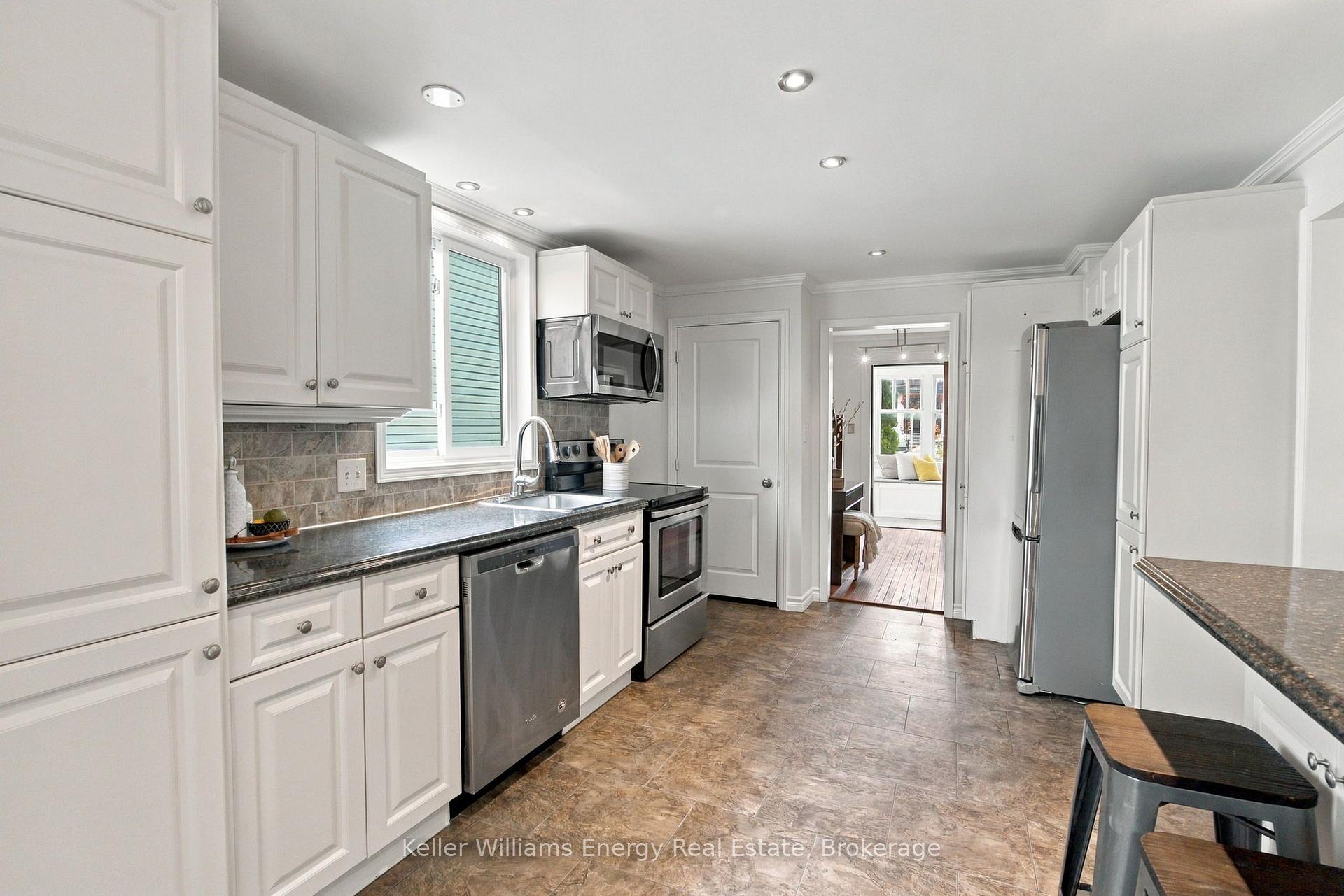 Photo 16 of 477 Cubert Street, Oshawa, Vanier — HOMEH