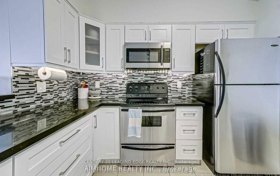 Photo 5 of Unit 607, 2119 Lakeshore Boulevard W, Etobicoke, Mimico — HOMEH