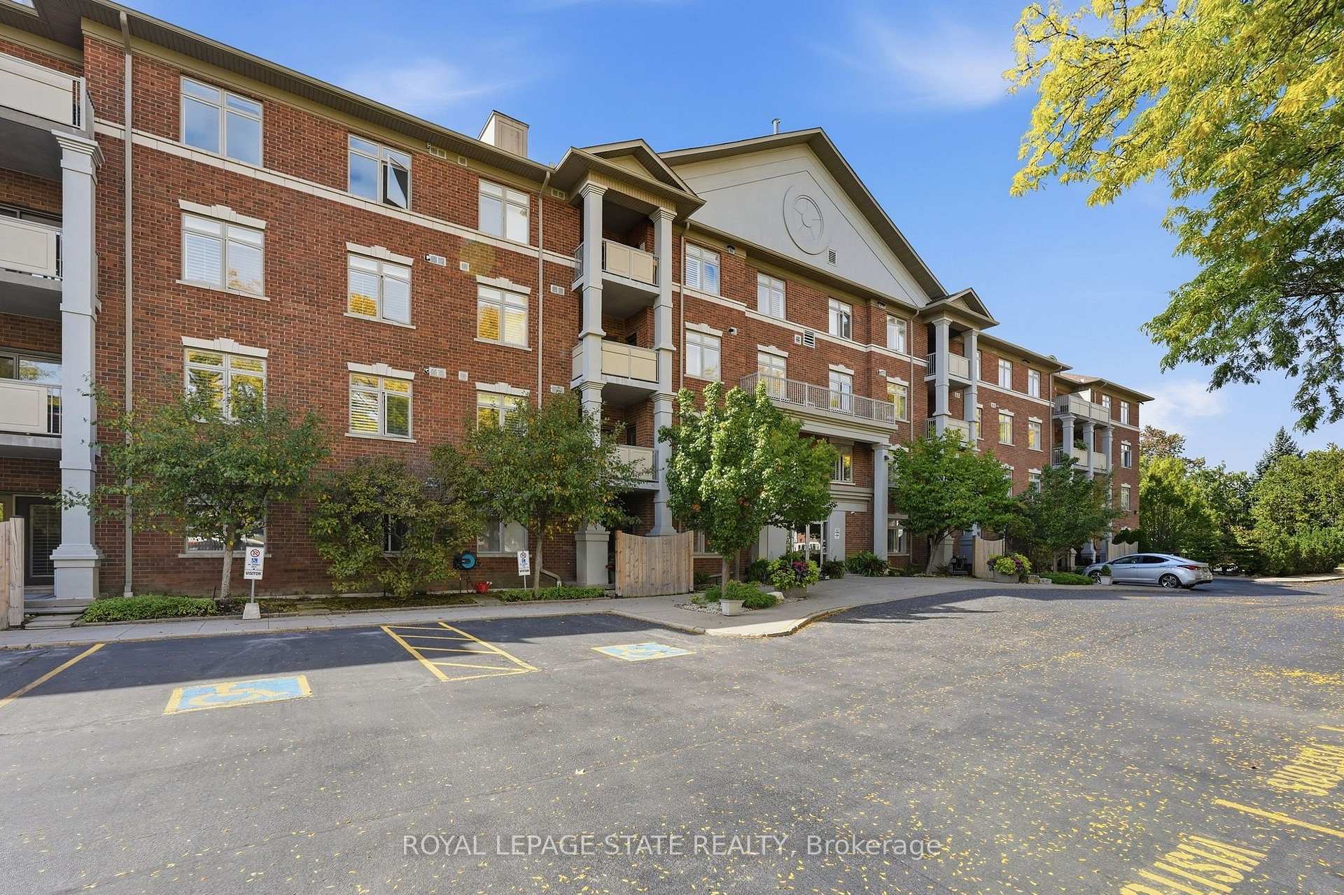 Photo 2 of Unit 211, 391 Plains Road E, Burlington, LaSalle — HOMEH