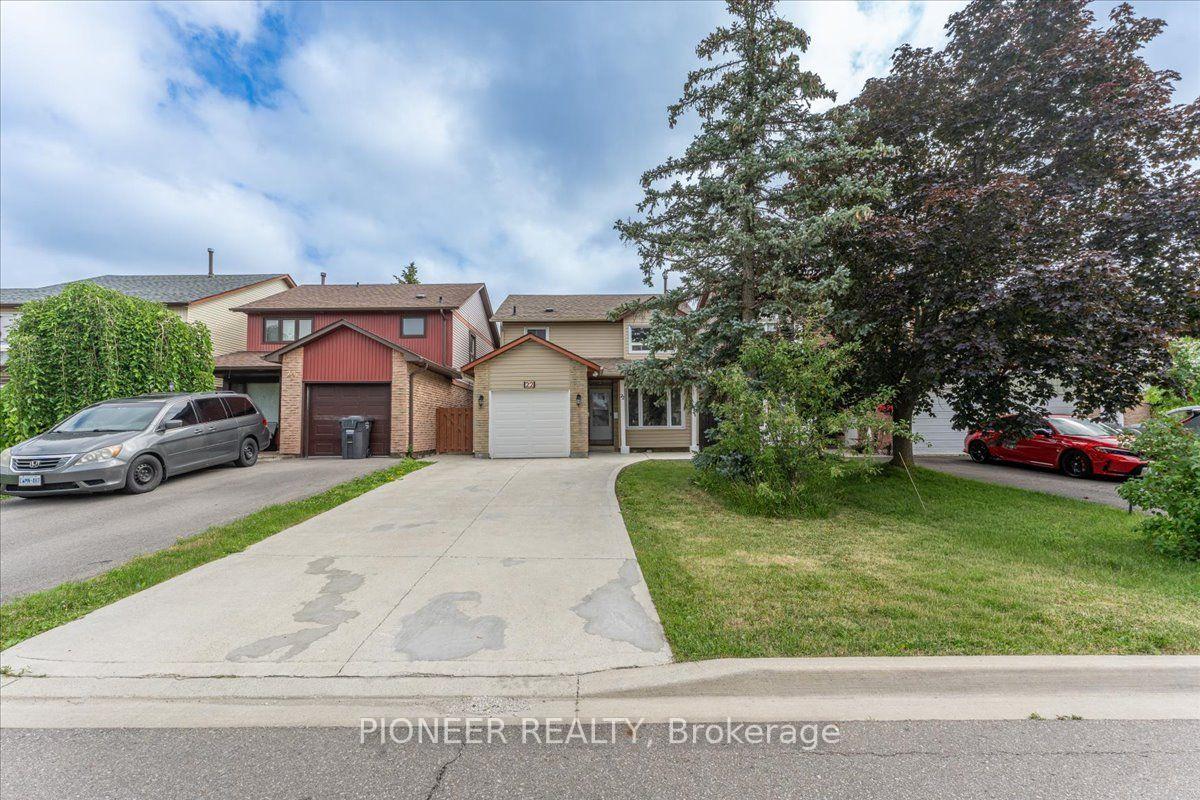 Photo 2 of 22 Wolverton Crescent, Brampton, Central Park — HOMEH