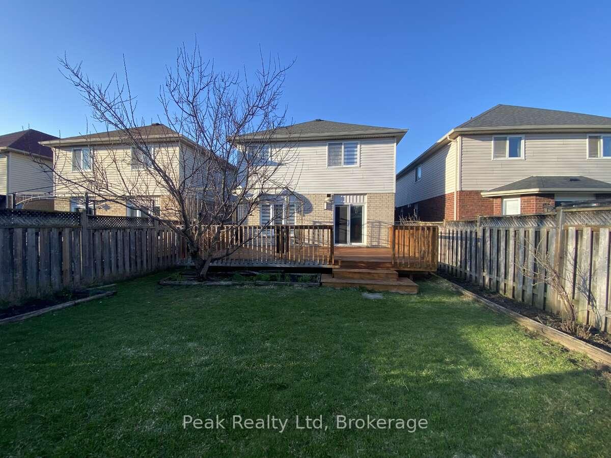 Photo 23 of 125 Steepleridge Street, Kitchener, Doon South — HOMEH
