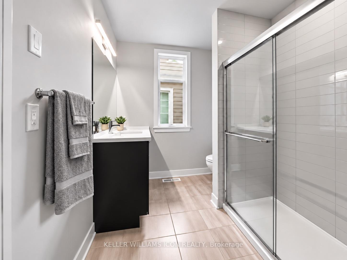 Photo 6 of 235 Ketchikan Crescent, Ottawa, Kanata - Kanata Lakes/Heritage Hills — HOMEH
