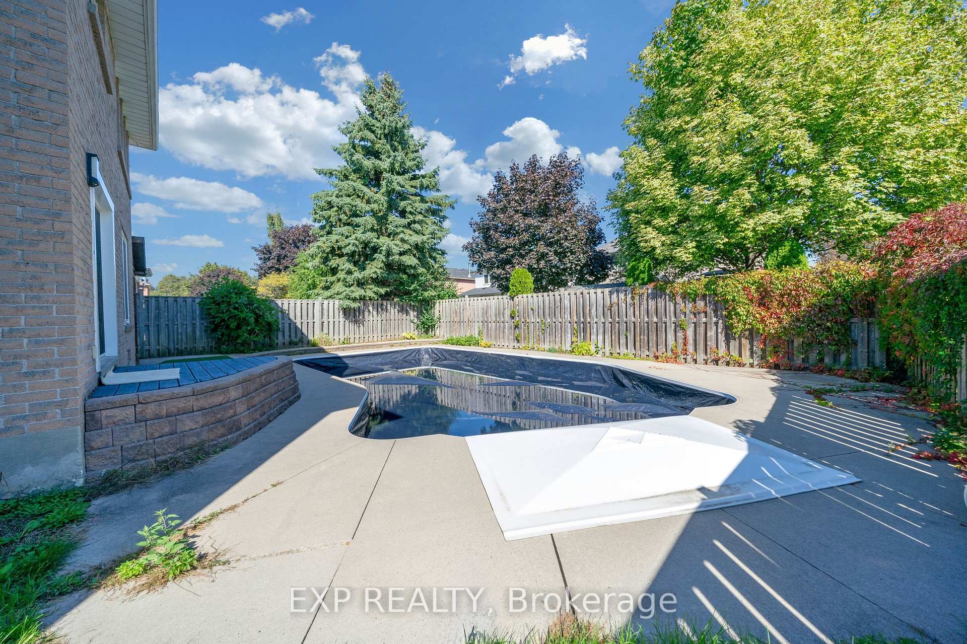 Photo 39 of 955 Snowbird Street, Oshawa, Northglen — HOMEH