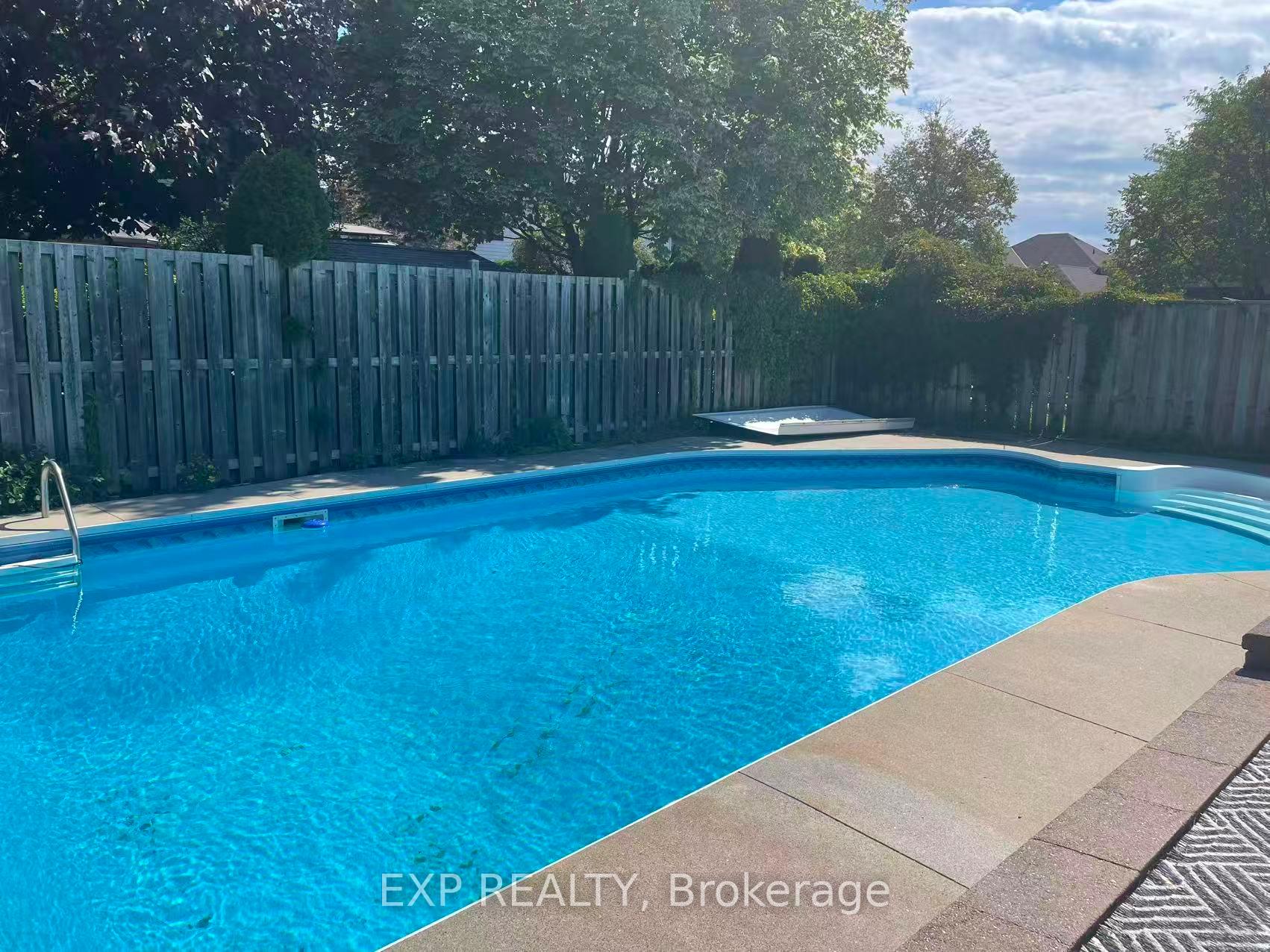 Photo 49 of 955 Snowbird Street, Oshawa, Northglen — HOMEH