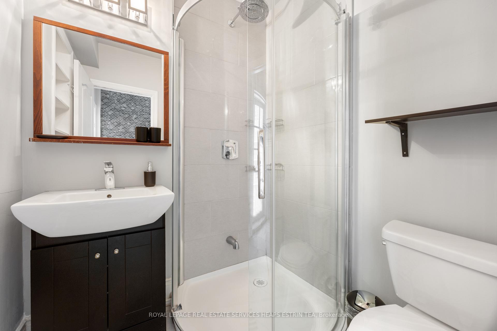Photo 9 of Unit Main, 124 Argyle Street, Toronto, Trinity-Bellwoods — HOMEH