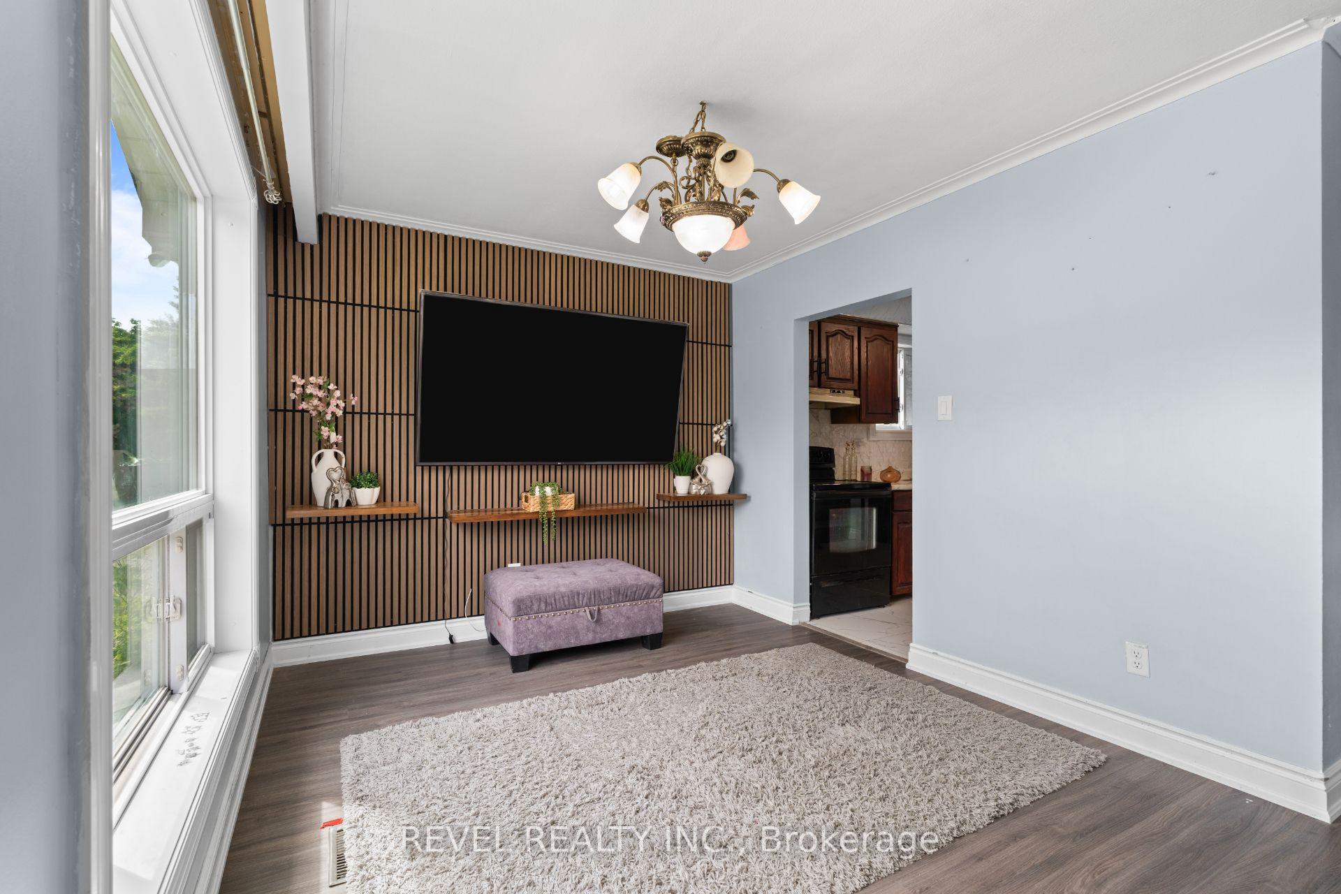 Photo 8 of 383 Bartley Bull Parkway, Brampton, Brampton East — HOMEH
