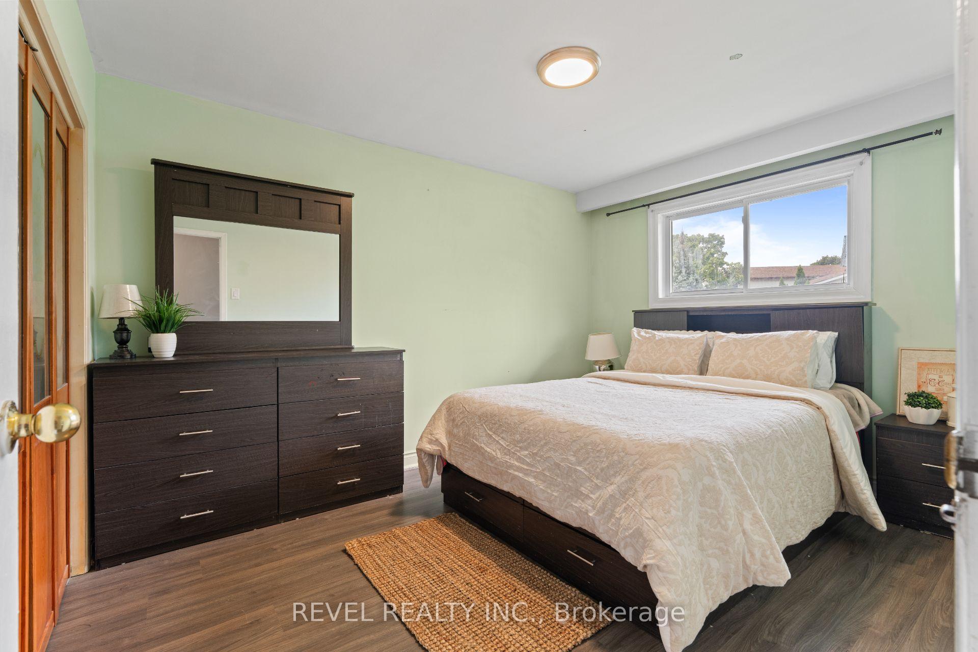 Photo 12 of 383 Bartley Bull Parkway, Brampton, Brampton East — HOMEH