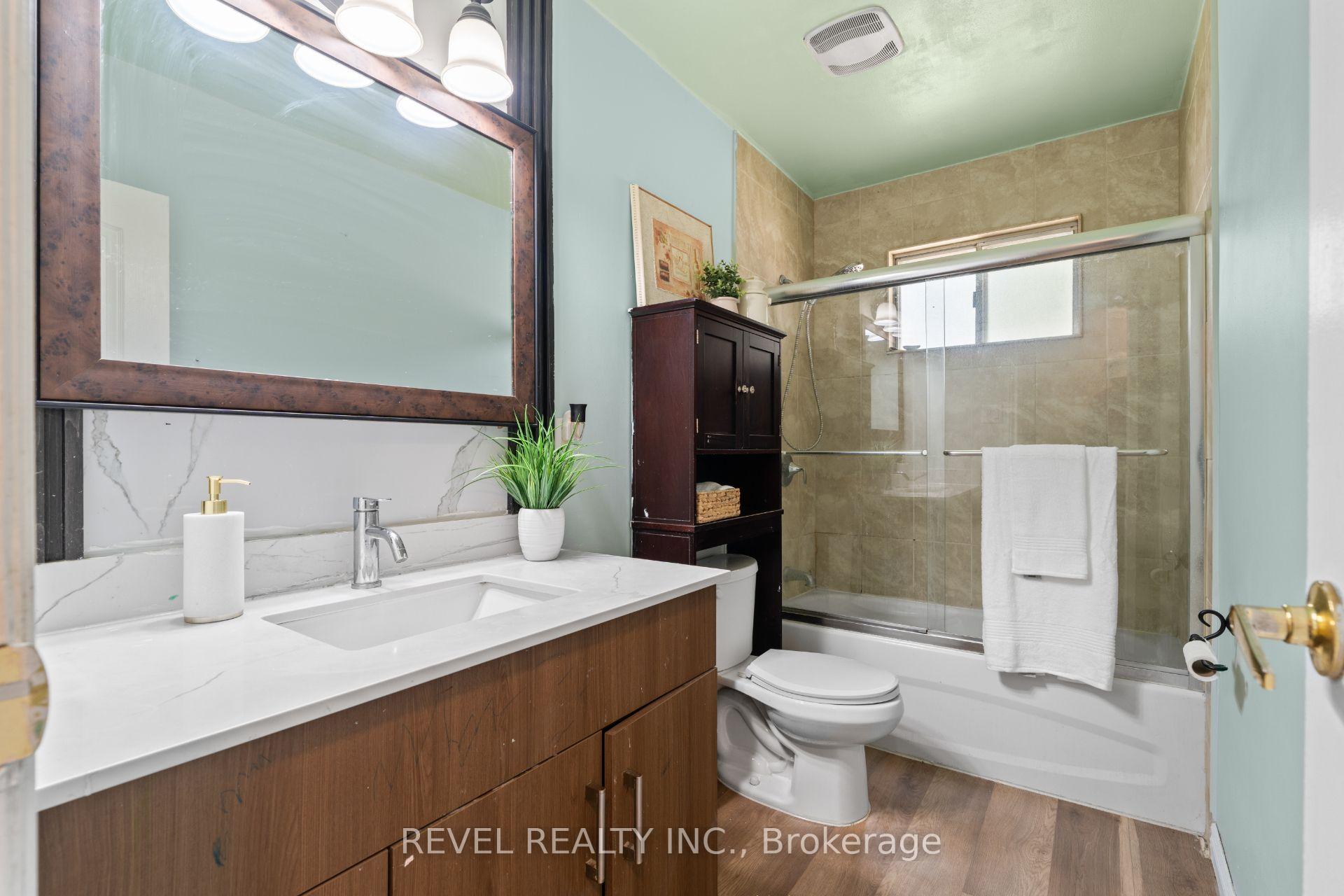 Photo 18 of 383 Bartley Bull Parkway, Brampton, Brampton East — HOMEH