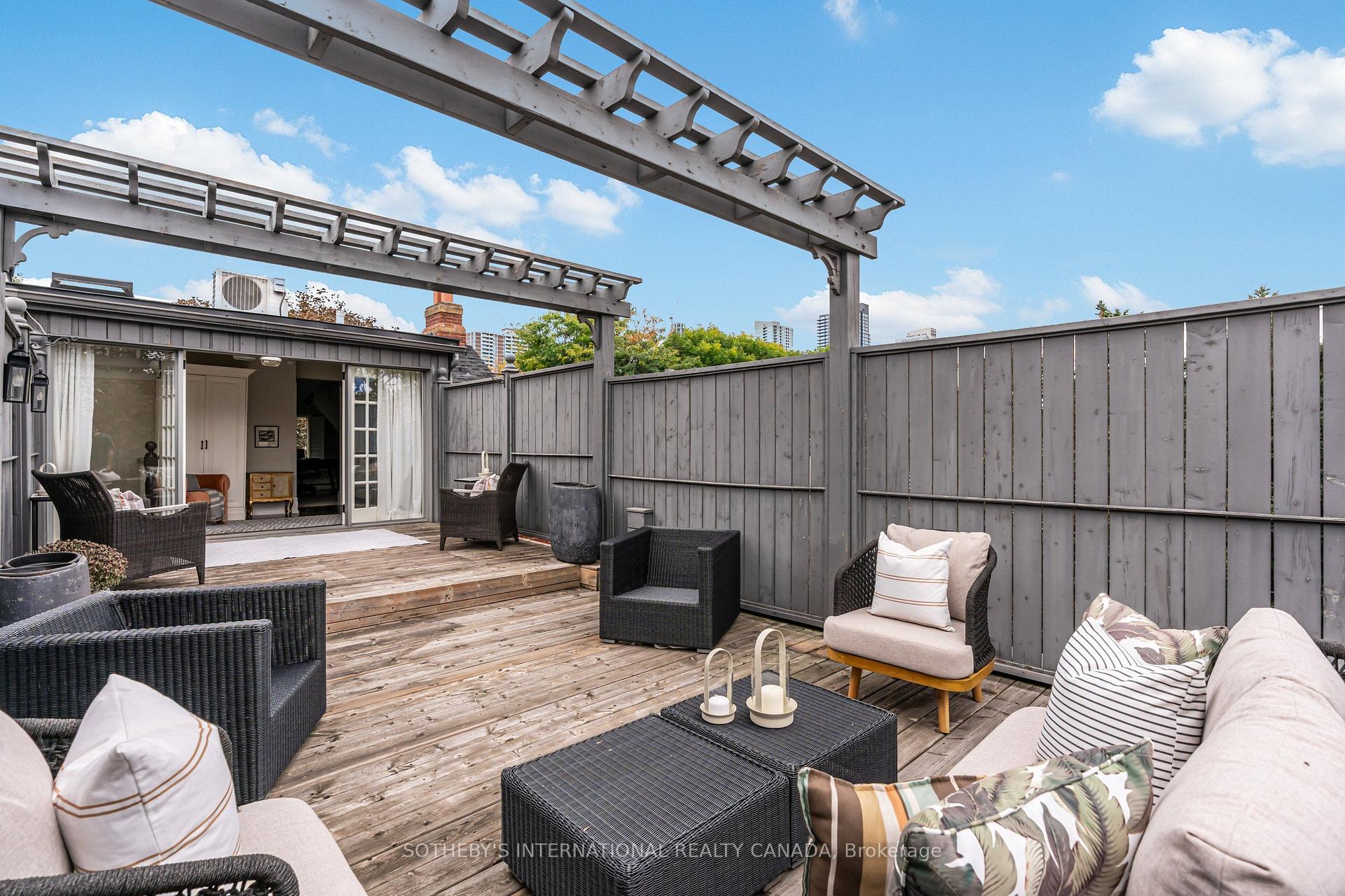 Photo 25 of 455 Ontario Street, Toronto, Moss Park — HOMEH