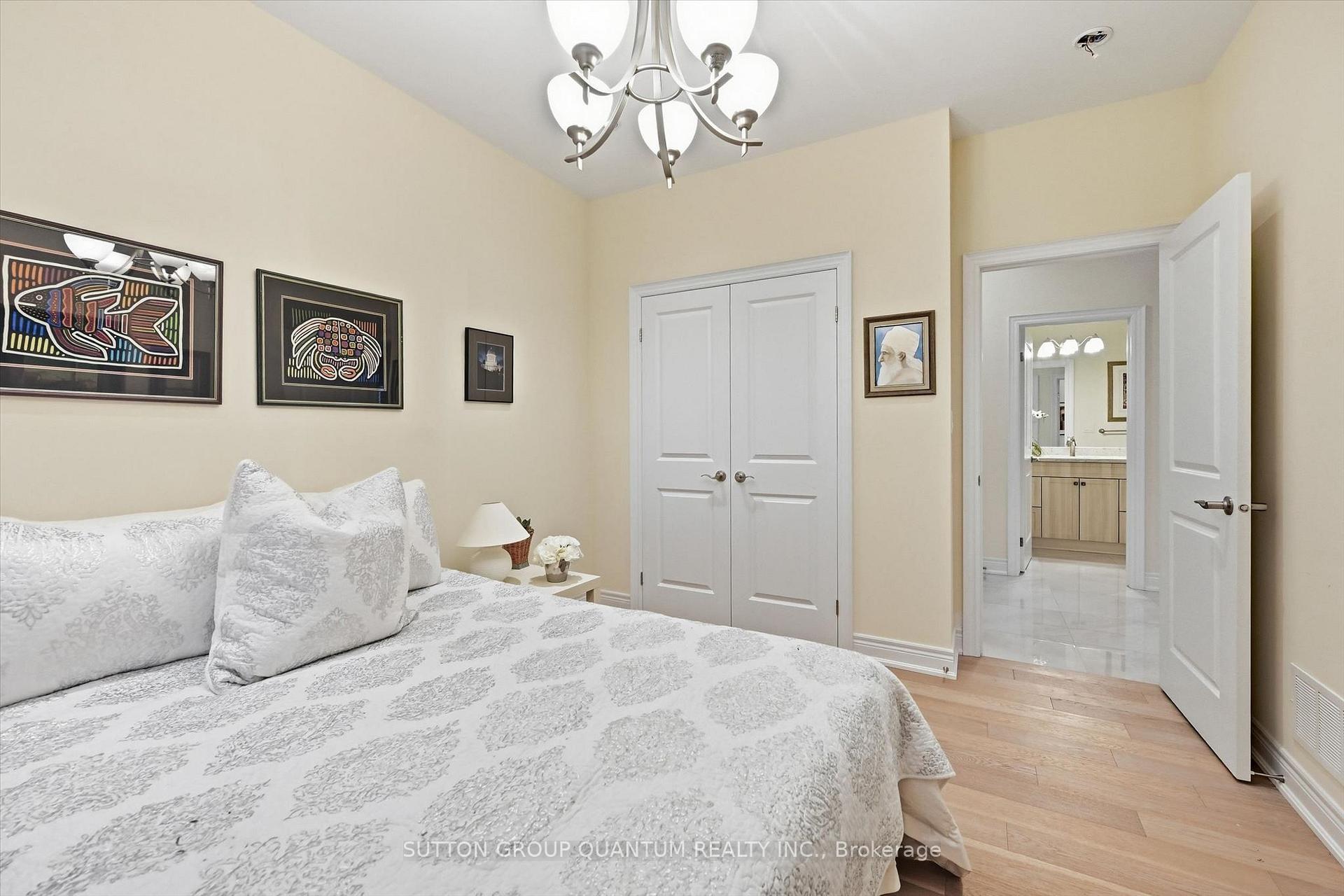 Photo 4 of 305 Caledon Avenue, Hamilton, Yeoville — HOMEH
