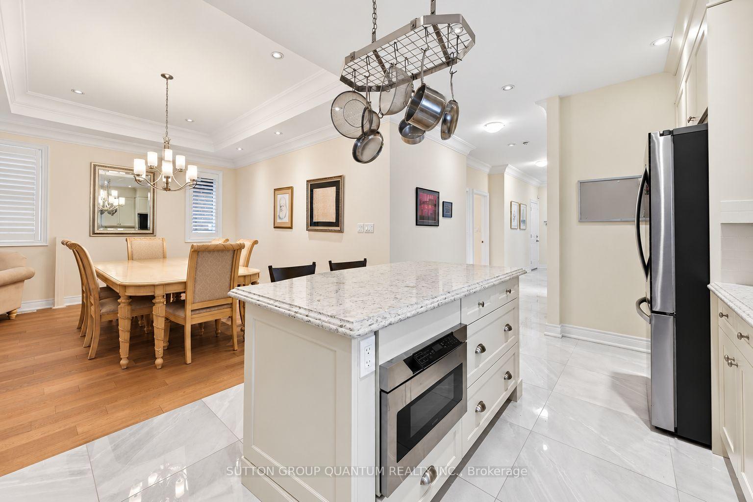 Photo 9 of 305 Caledon Avenue, Hamilton, Yeoville — HOMEH