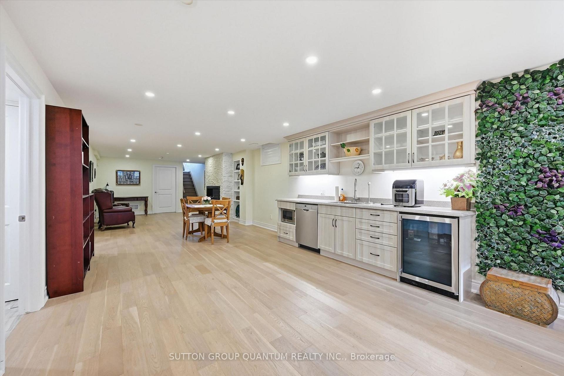 Photo 35 of 305 Caledon Avenue, Hamilton, Yeoville — HOMEH